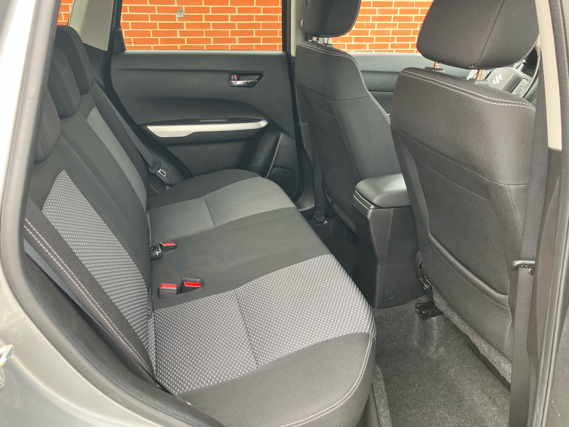 Billede af Suzuki Vitara 1,6 DDIS Active AllGrip TCSS 120HK 5d 6g Aut.