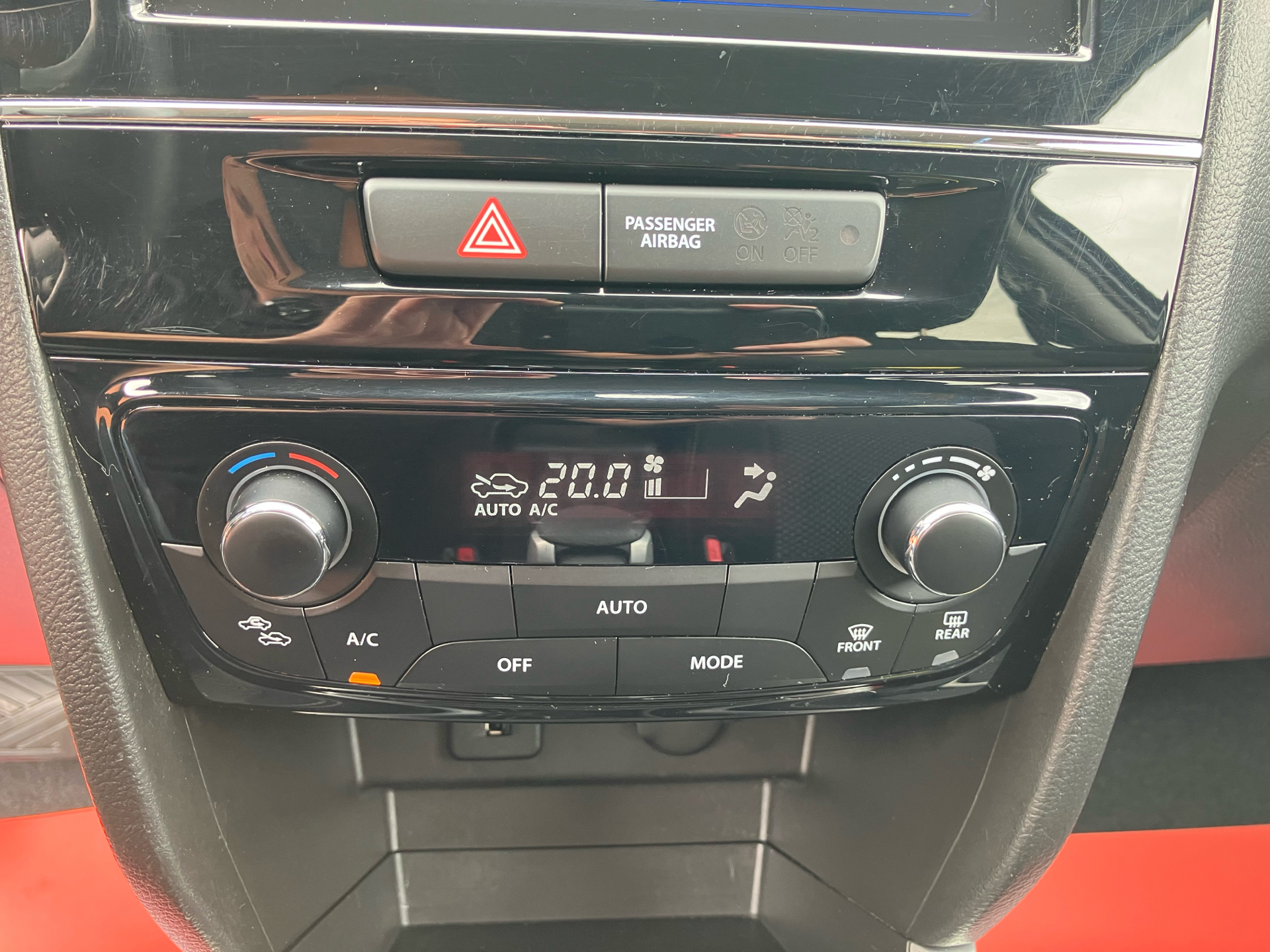 Billede af Suzuki Vitara 1,6 DDIS Active AllGrip TCSS 120HK 5d 6g Aut.