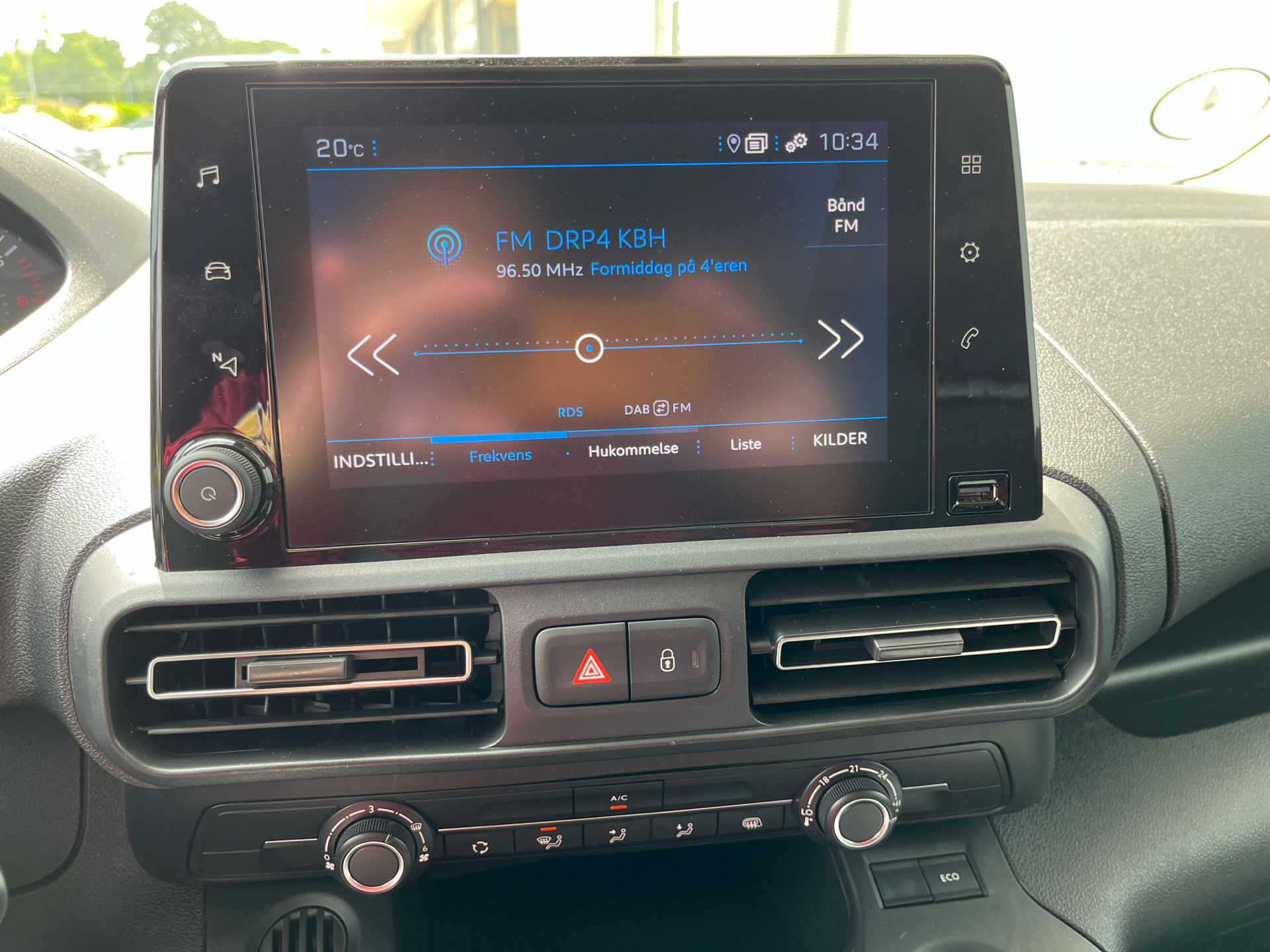 Billede af Peugeot Partner L1 V2 1,5 BlueHDi Plus Pro EAT8 130HK Van 8g Aut.