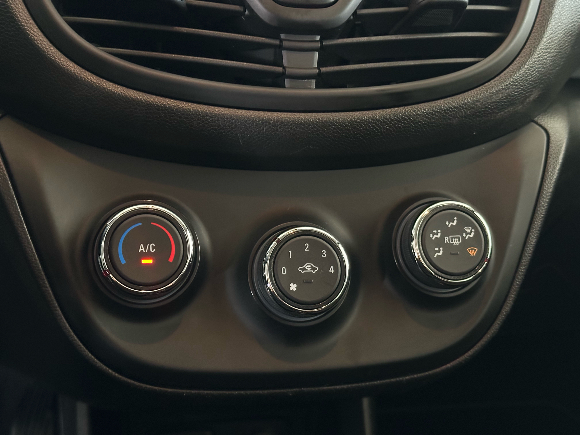 Billede af Opel Karl 1,0 Enjoy 75HK 5d