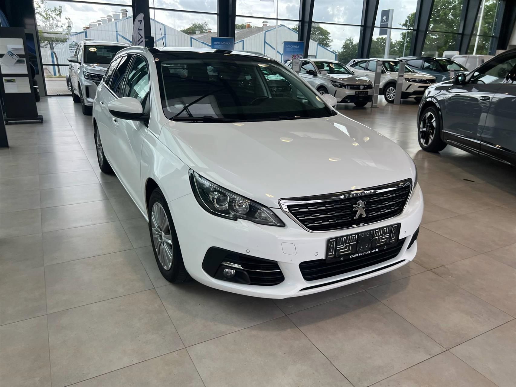 Billede af Peugeot 308 SW 1,6 BlueHDi Allure Sky 120HK Stc 6g