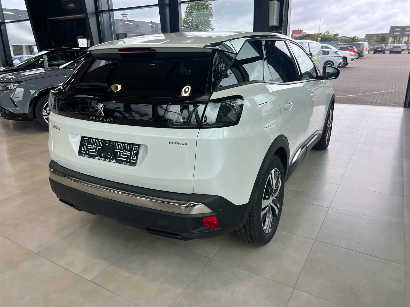 Billede af Peugeot 3008 1,6 PureTech  Plugin-hybrid Allure Pack EAT8 225HK 5d 8g Aut.