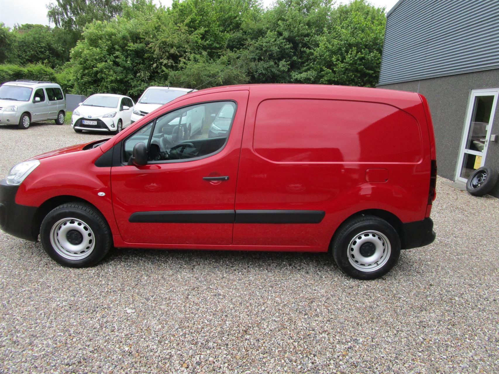 Billede af Citroën Berlingo L1N2 1,6 Blue HDi ETG6 start/stop 100HK Van 6g Aut.