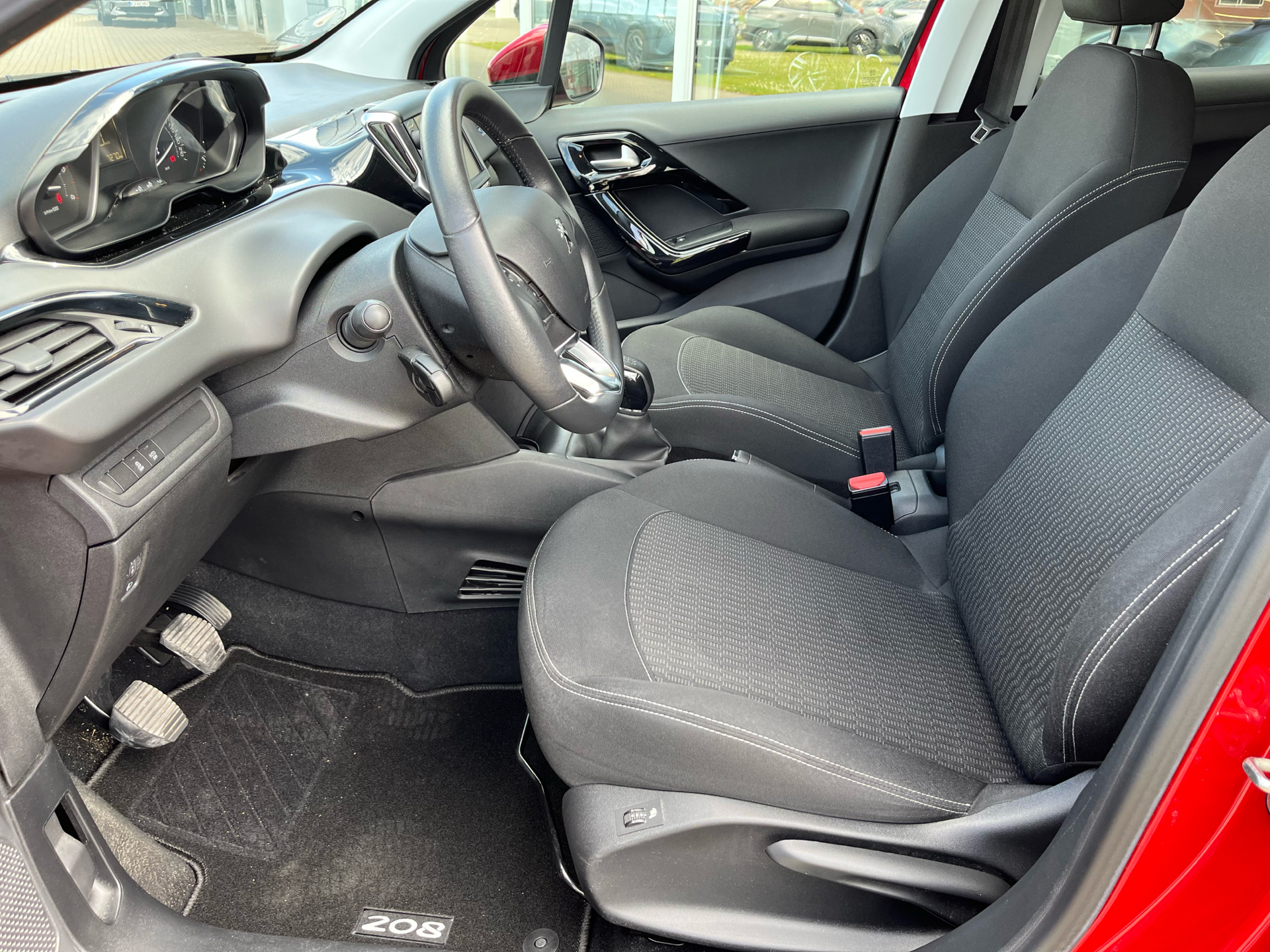 Billede af Peugeot 208 1,6 BlueHDi Envy 100HK 5d