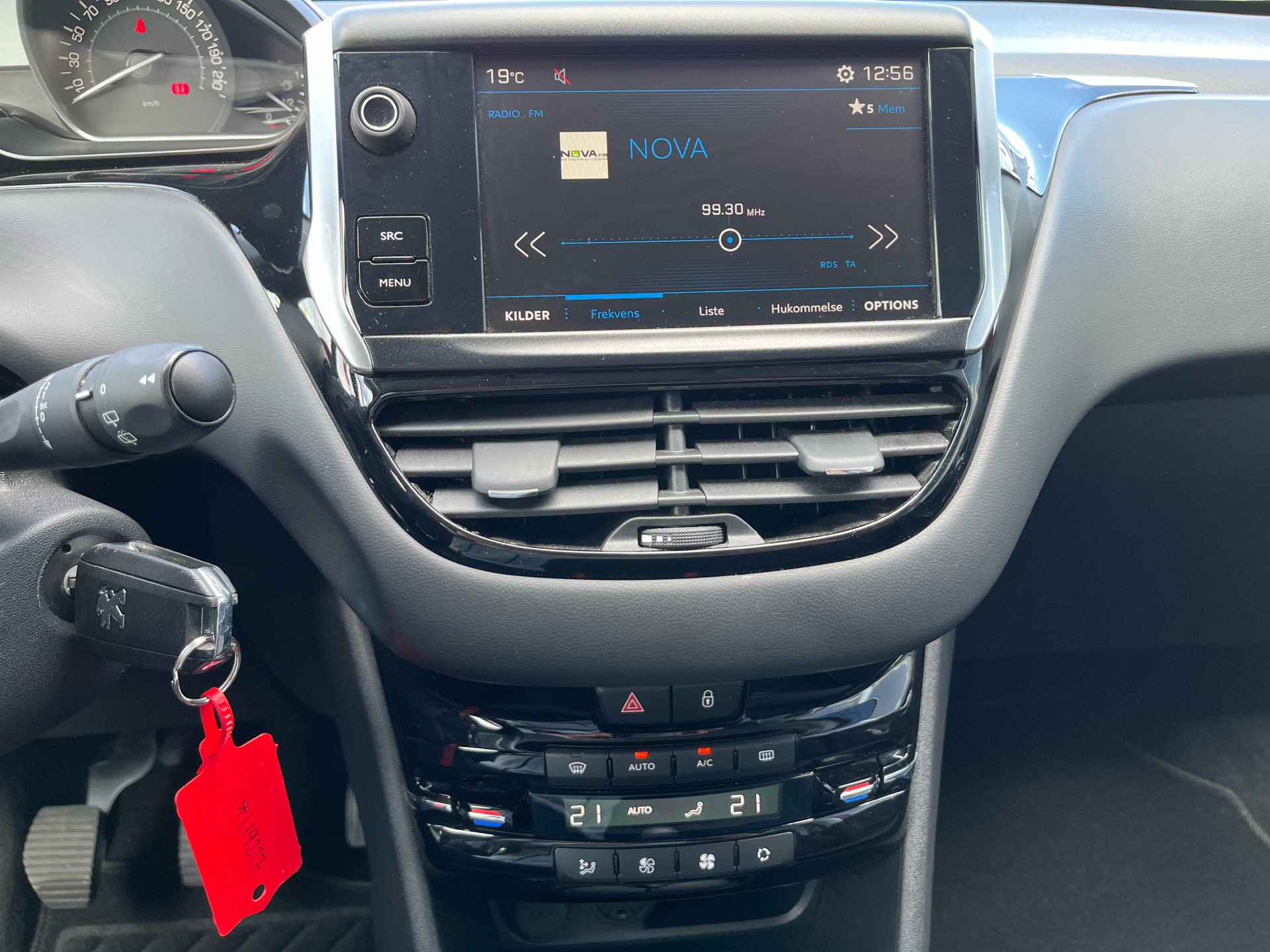 Billede af Peugeot 208 1,6 BlueHDi Envy 100HK 5d
