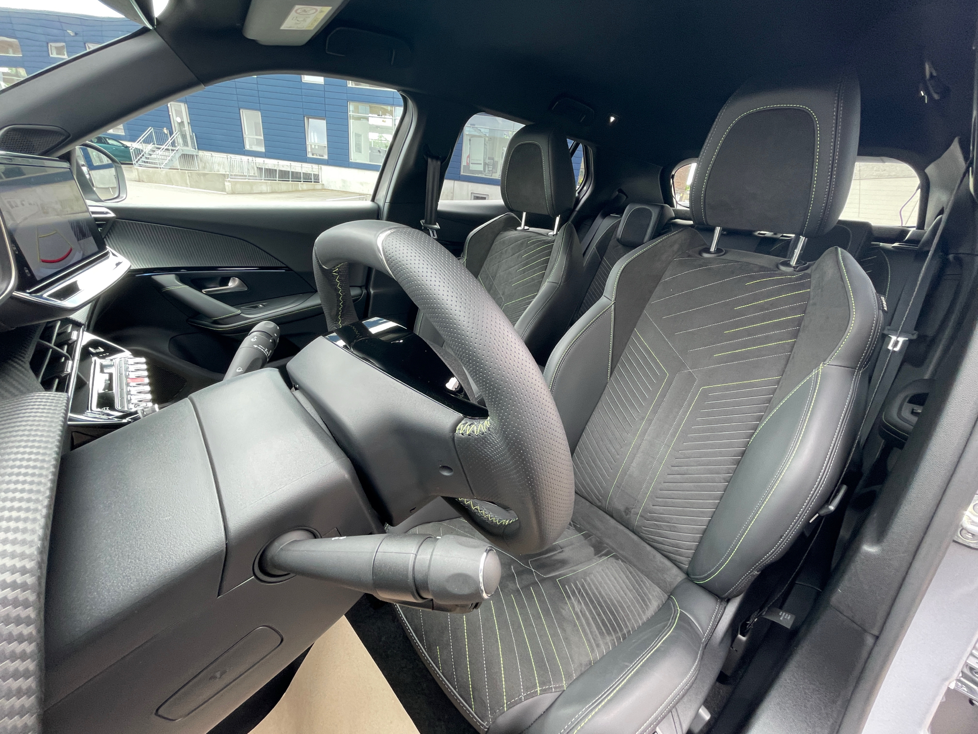 Billede af Peugeot e-2008 EL GT 156HK 5d Aut.