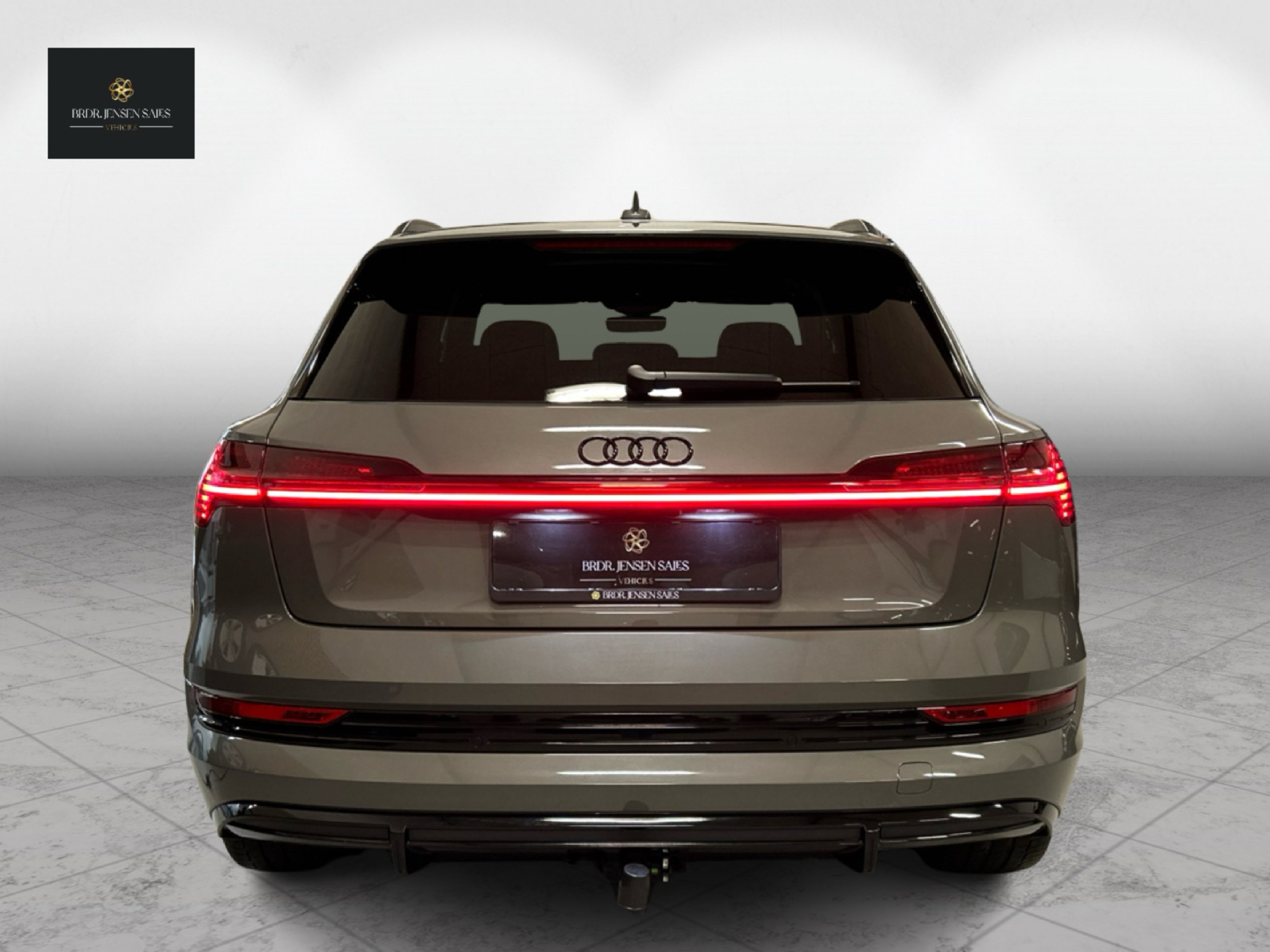 Billede af Audi E-tron 55 Black Edition Quattro 408HK 5d Aut. 