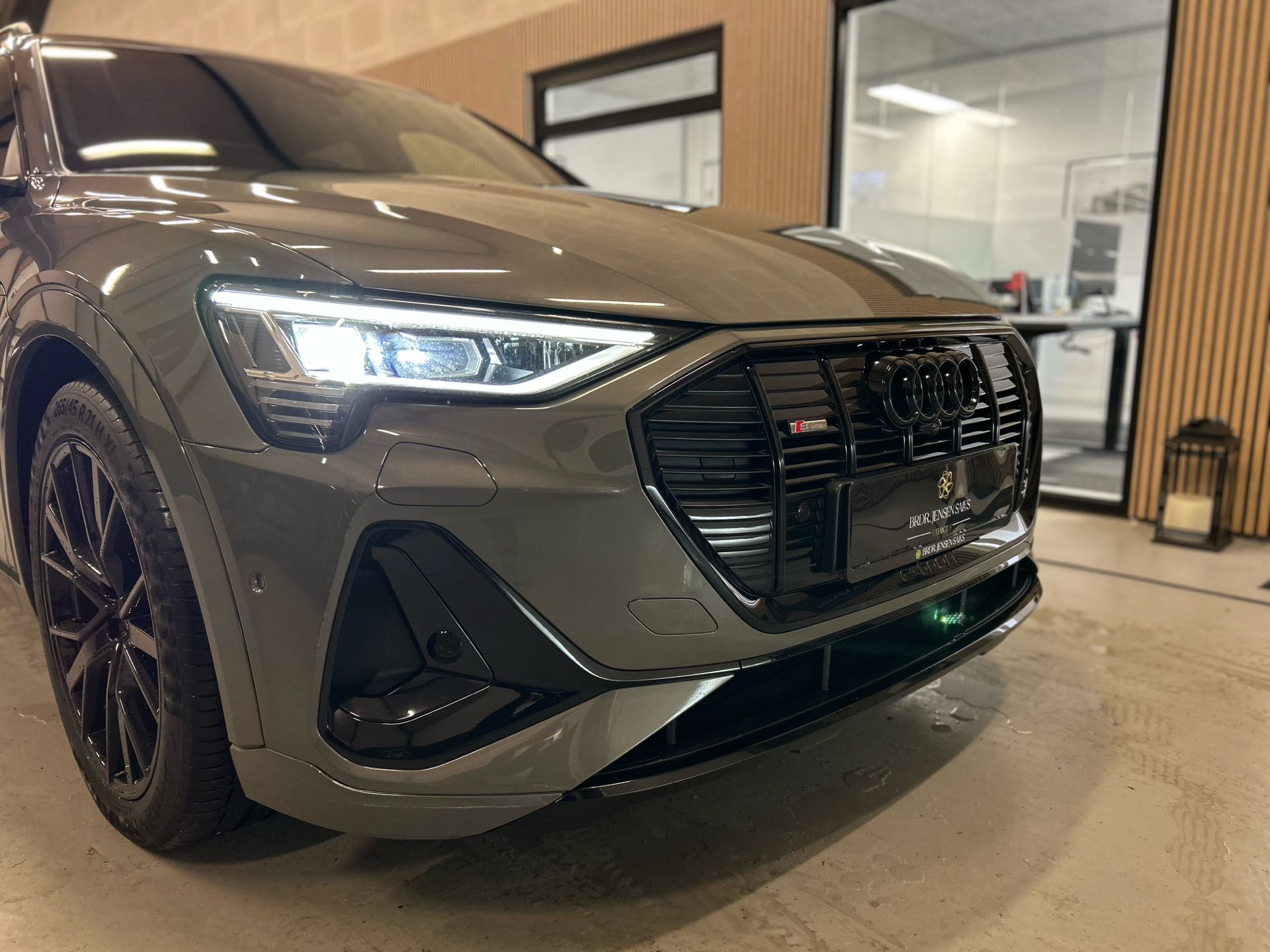 Billede af Audi E-tron 55 Black Edition Quattro 408HK 5d Aut. 