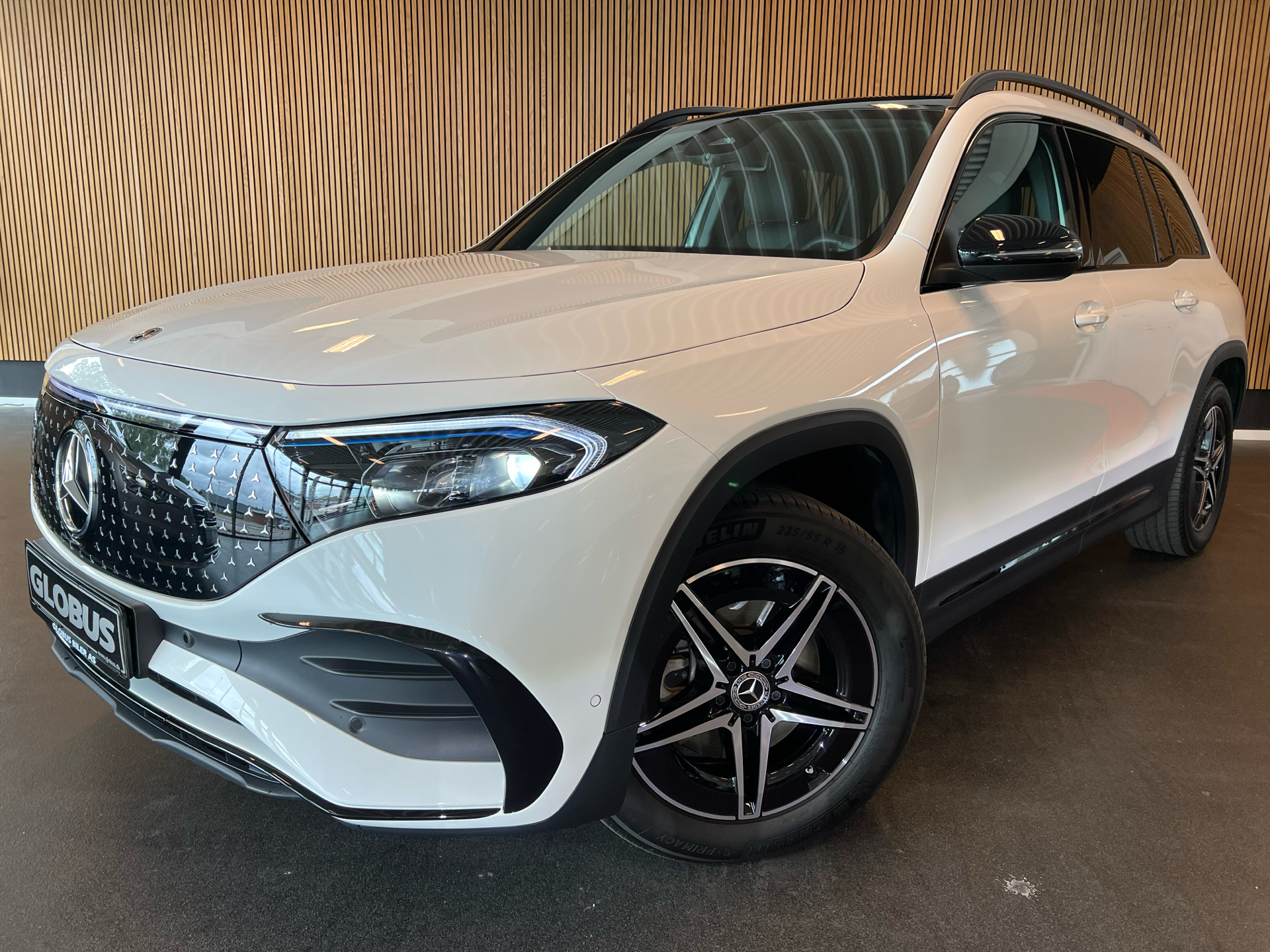 Billede af Mercedes-Benz EQB 300 EL AMG Line 4Matic 228HK 5d Aut.