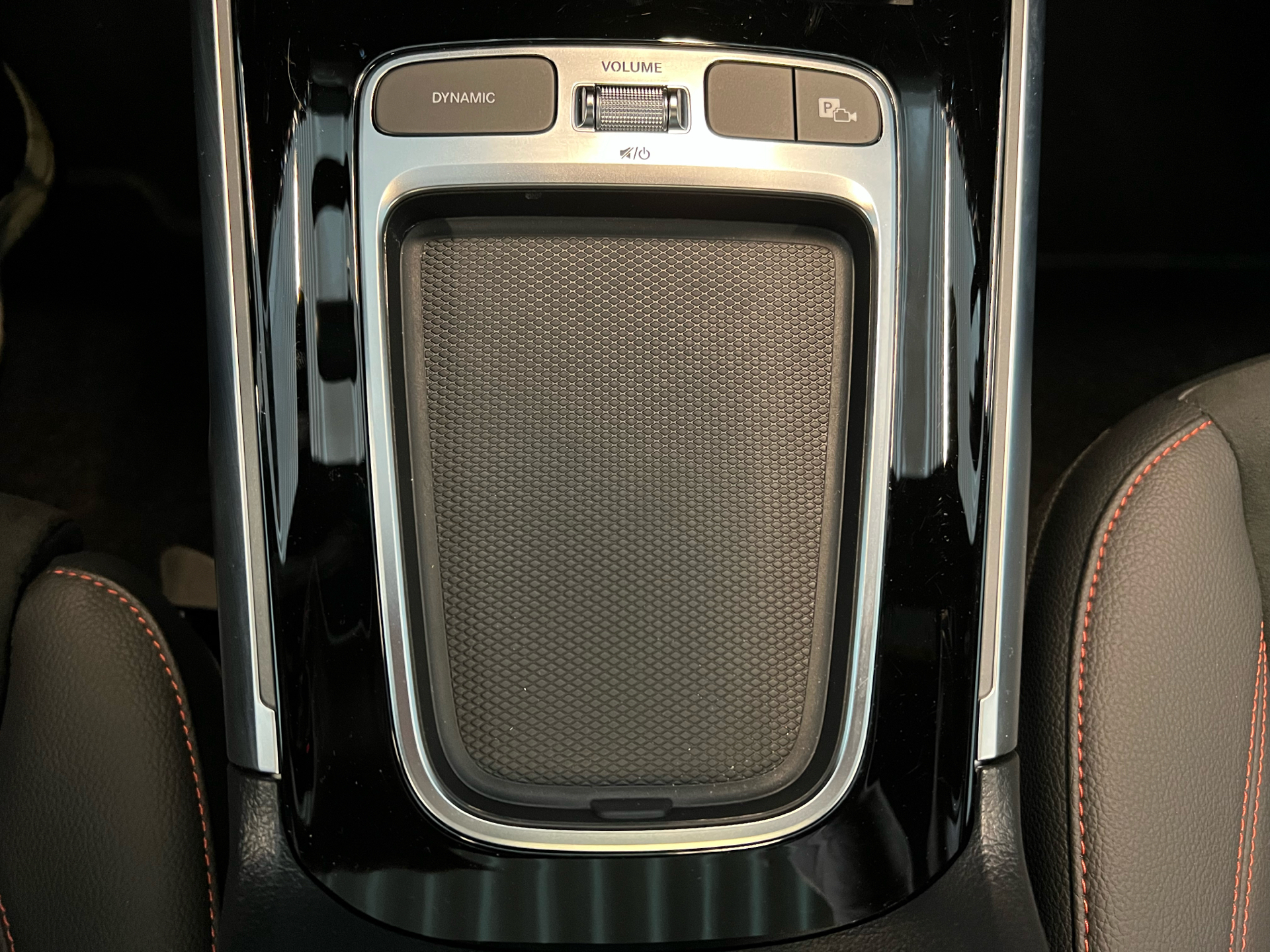 Billede af Mercedes-Benz EQB 300 EL AMG Line 4Matic 228HK 5d Aut.
