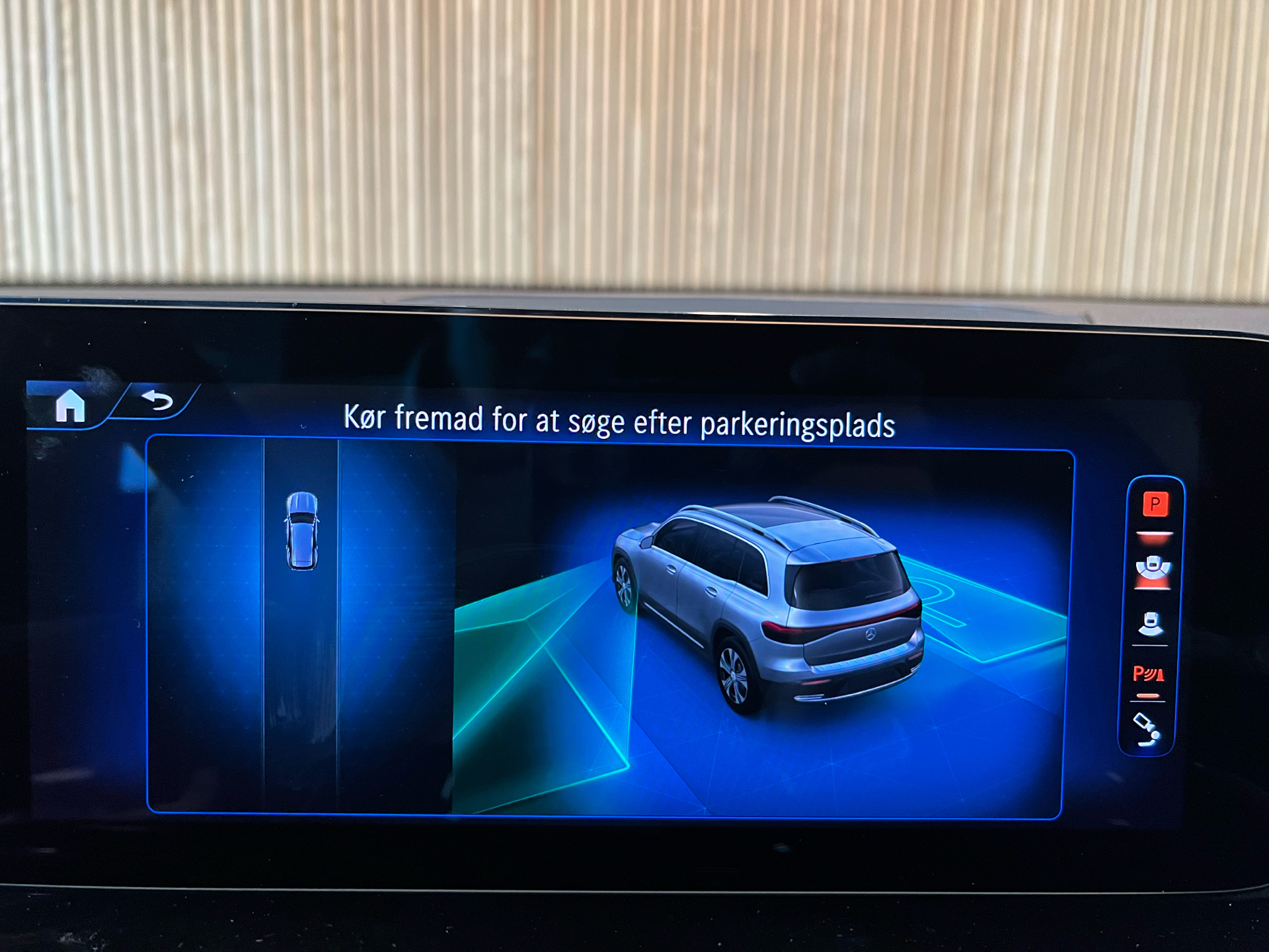 Billede af Mercedes-Benz EQB 300 EL AMG Line 4Matic 228HK 5d Aut.