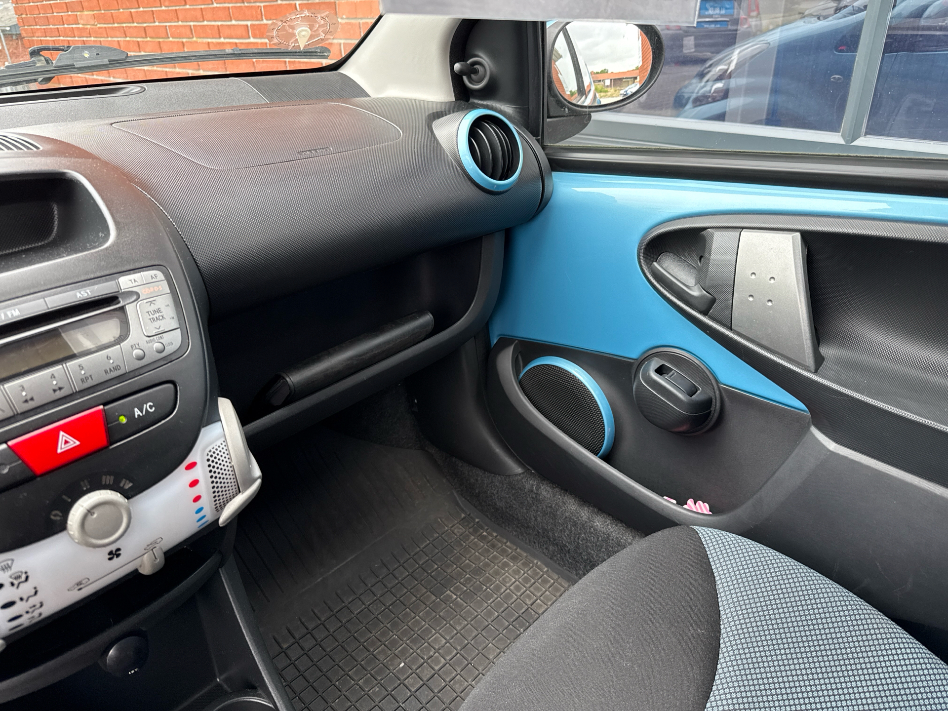 Billede af Toyota Aygo 1,0 VVT-I Cool&Blue 68HK 5d
