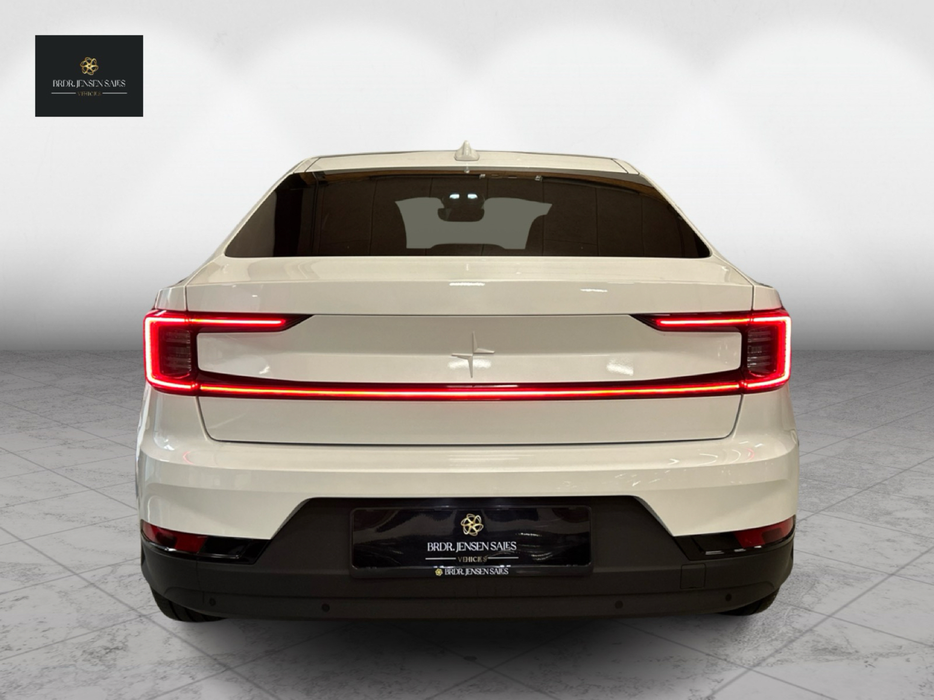 Billede af Polestar 2 EL Long range Single motor 231HK 5d Aut.