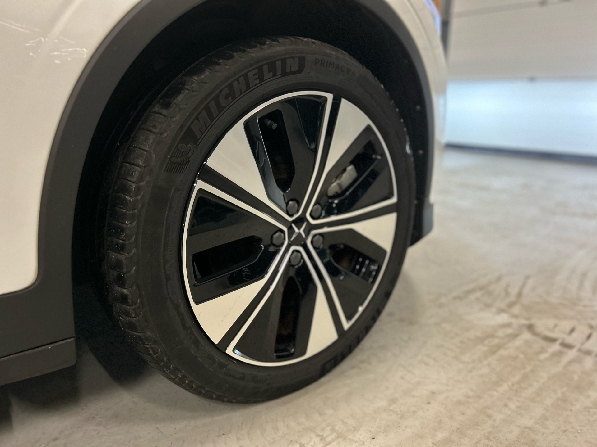 Billede af Polestar 2 EL Long range Single motor 231HK 5d Aut.