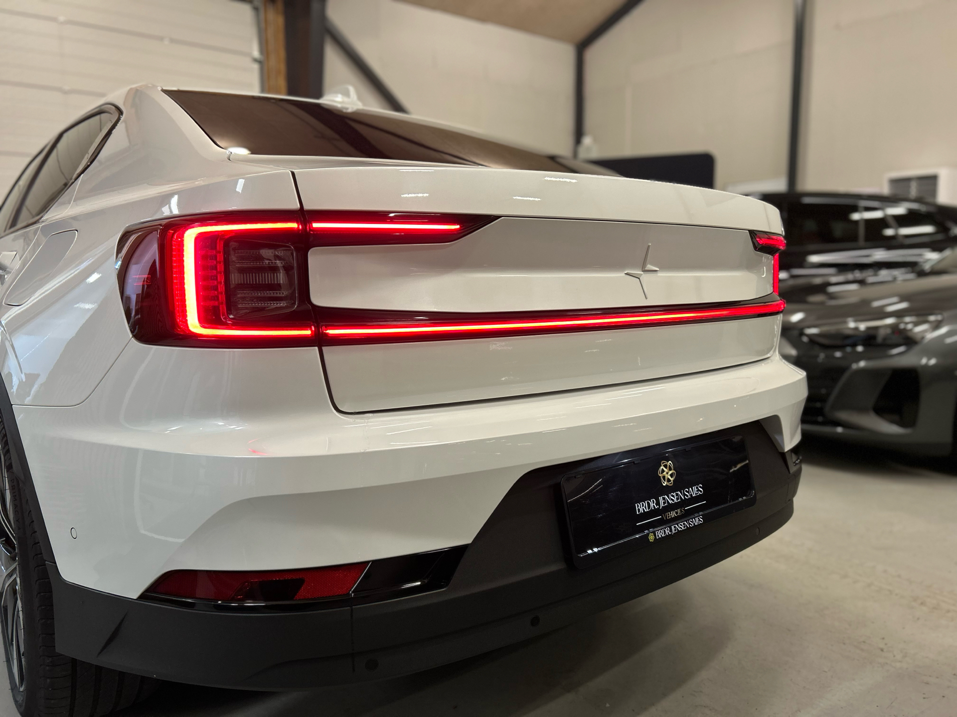 Billede af Polestar 2 EL Long range Single motor 231HK 5d Aut.