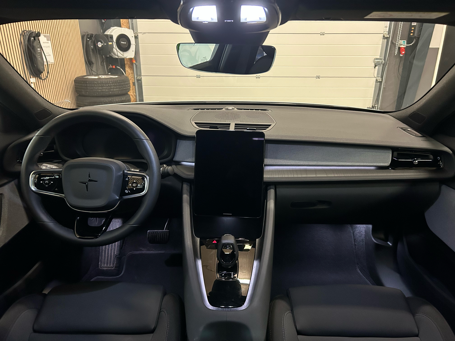 Billede af Polestar 2 EL Long range Single motor 231HK 5d Aut.