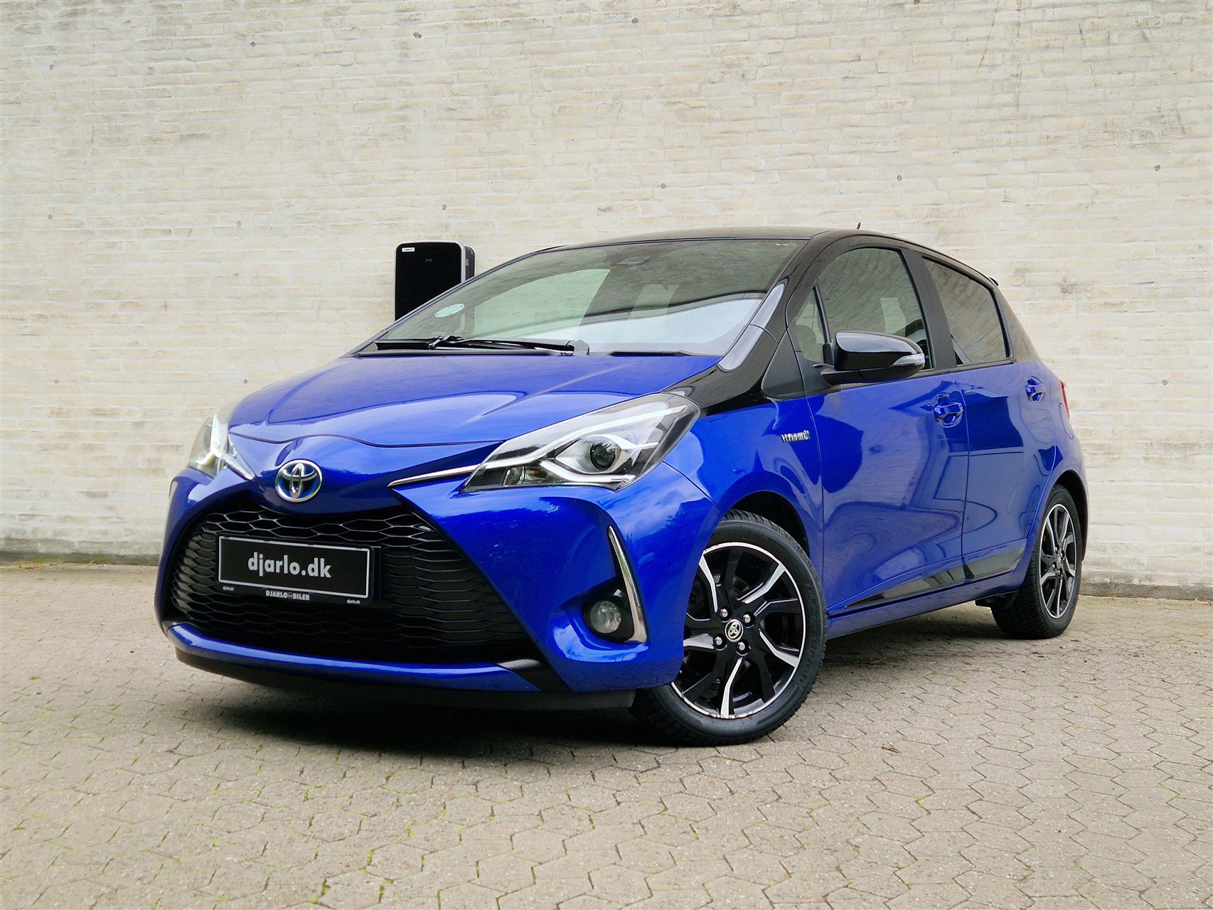 Billede af Toyota Yaris 1,5 Hybrid Flavour BLÅ E-CVT 100HK 5d Trinl. Gear