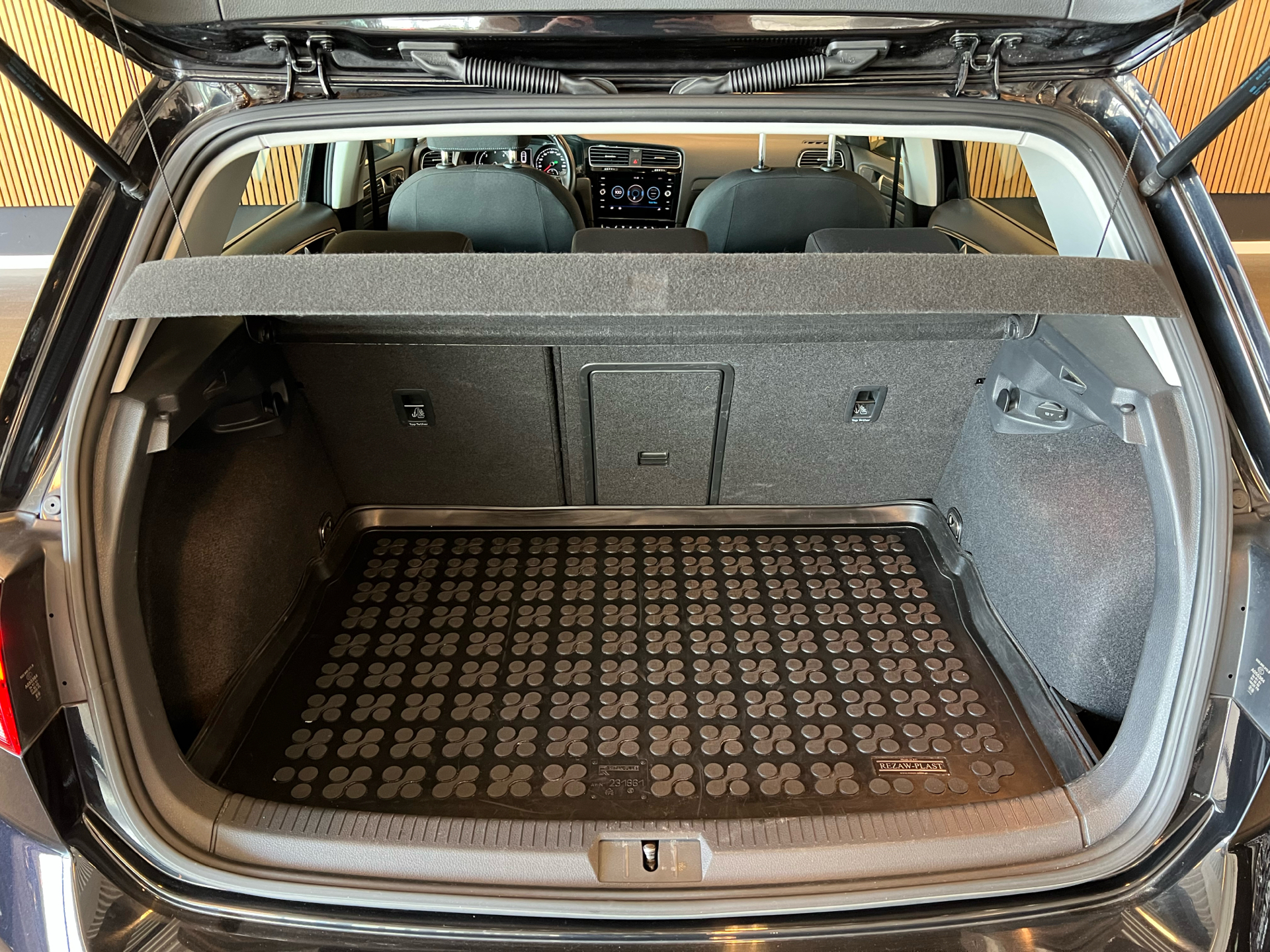 Billede af VW Golf 1,6 TDI BMT IQ.Drive DSG 115HK 5d 7g Aut.