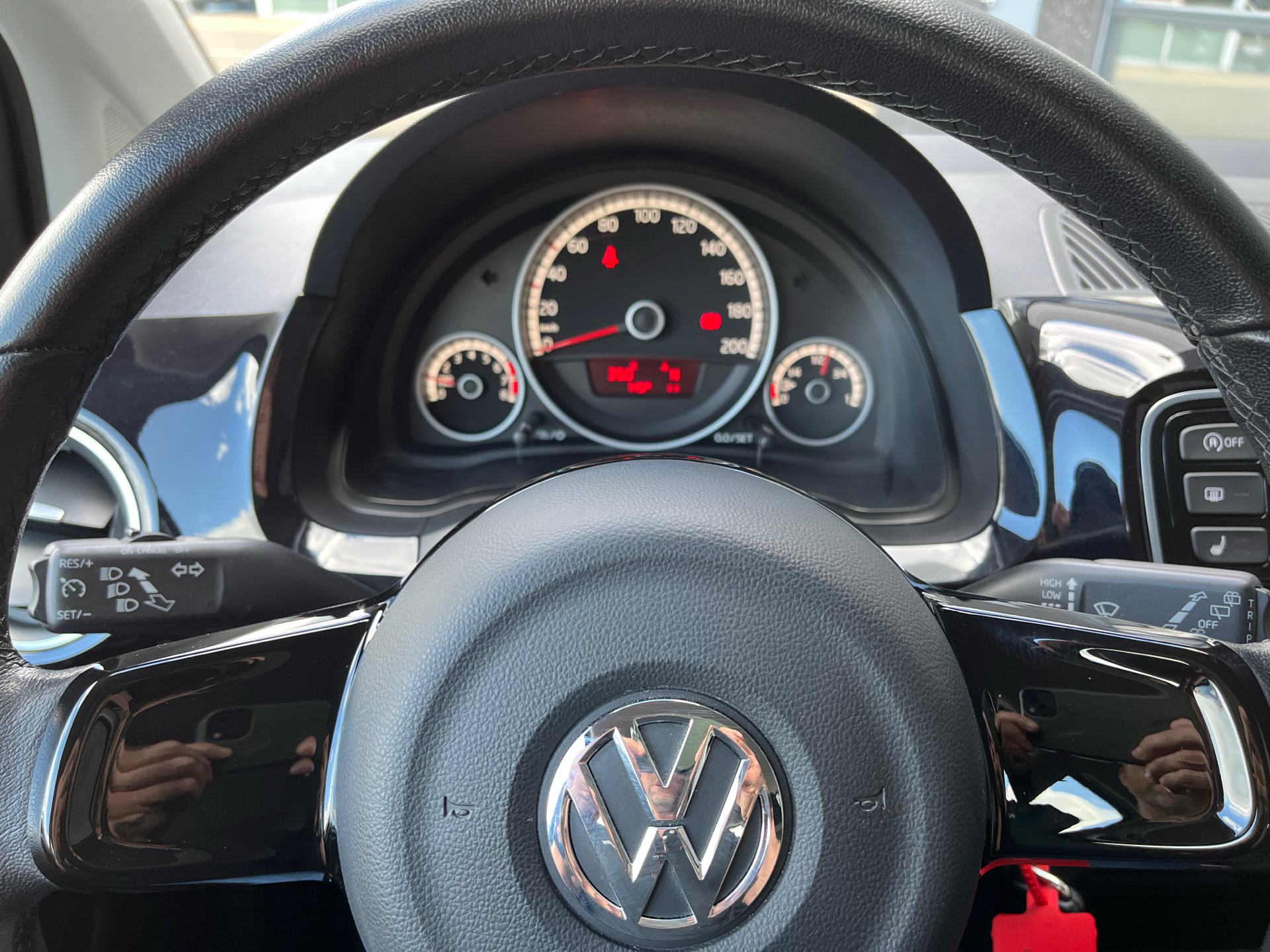 Billede af VW up 1,0 MPI BMT Style ASG 75HK 5d Aut.