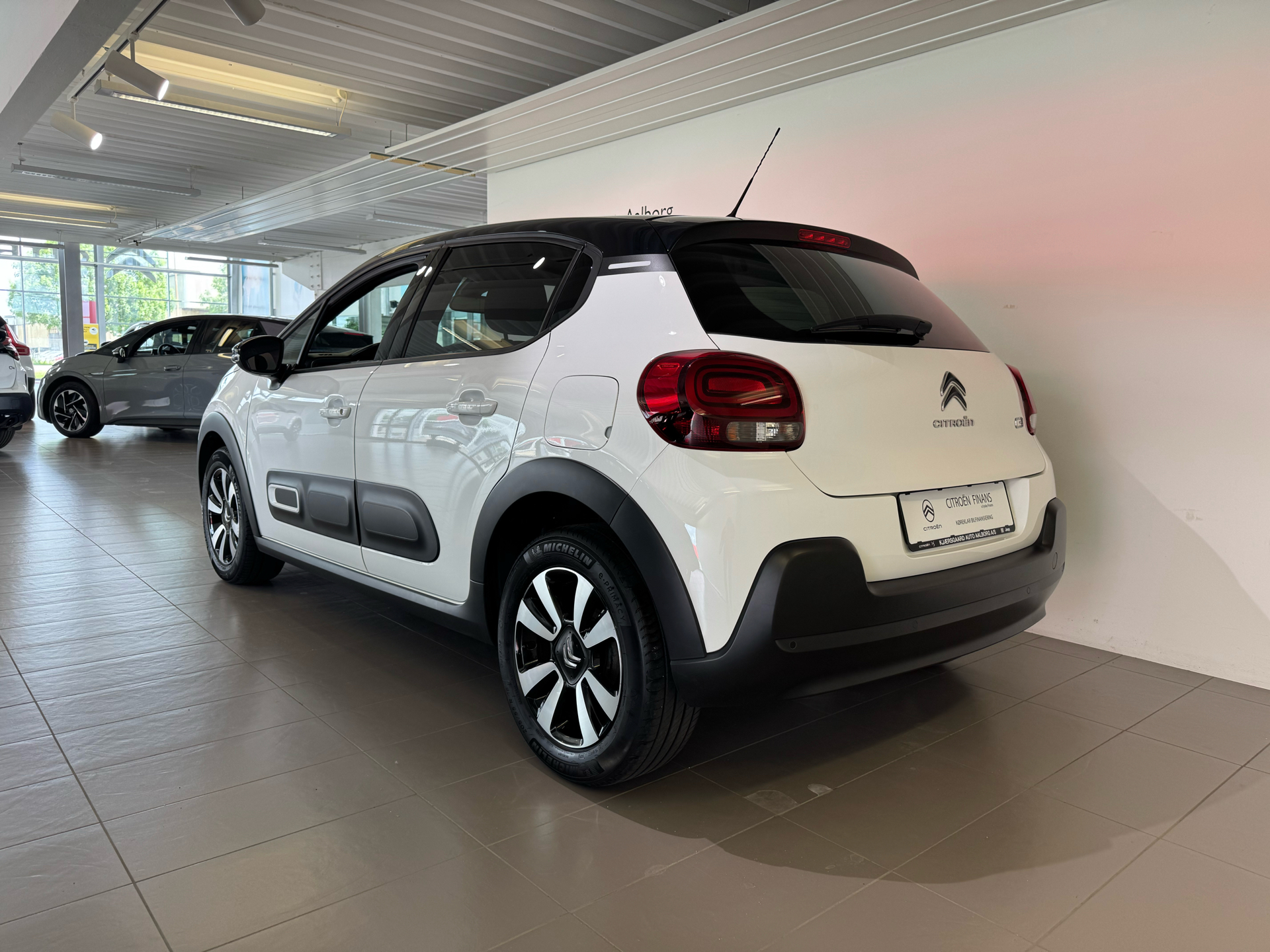 Billede af Citroën C3 1,2 PureTech Shine 83HK 5d