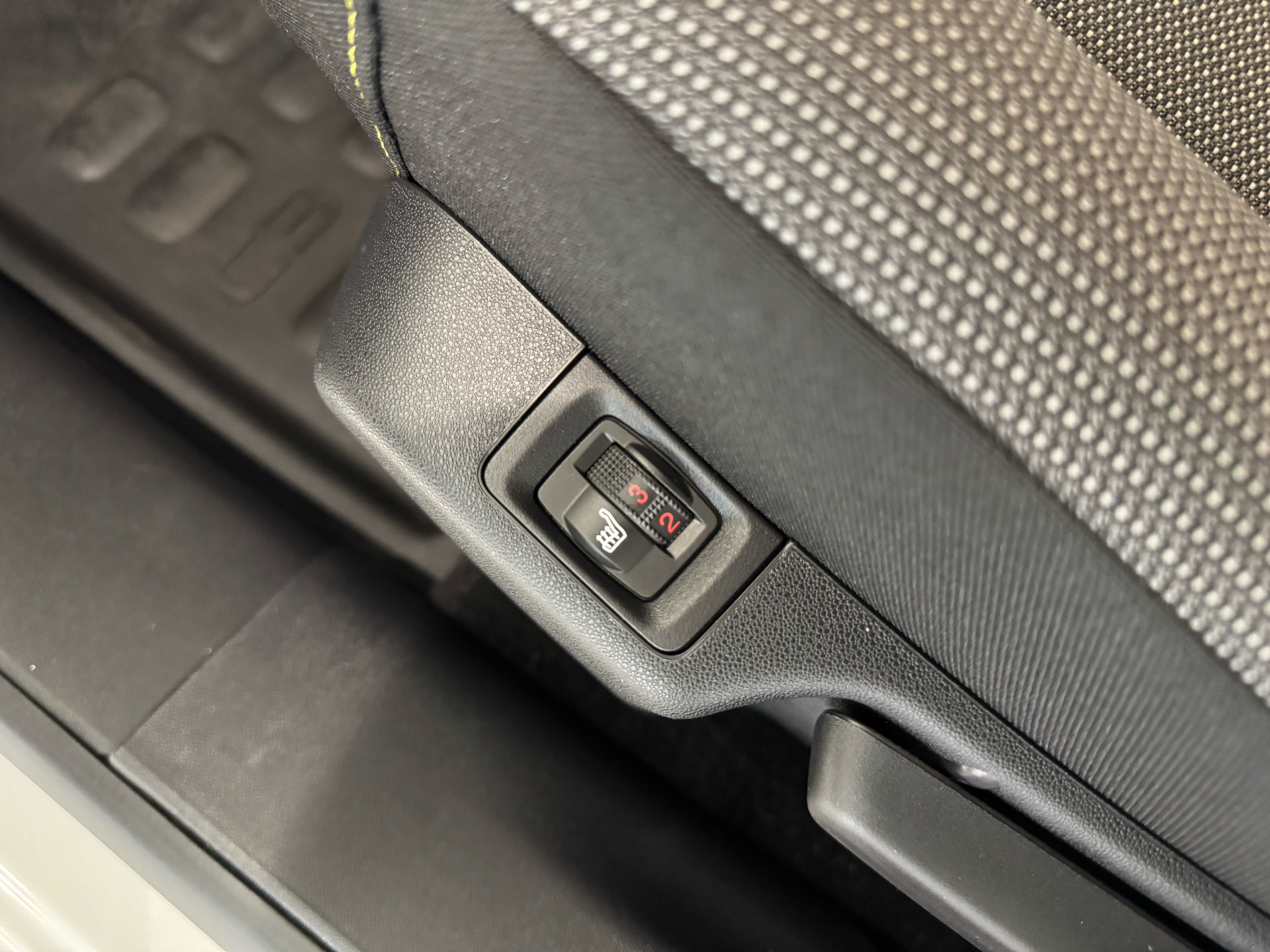Billede af Citroën C3 1,2 PureTech Shine 83HK 5d