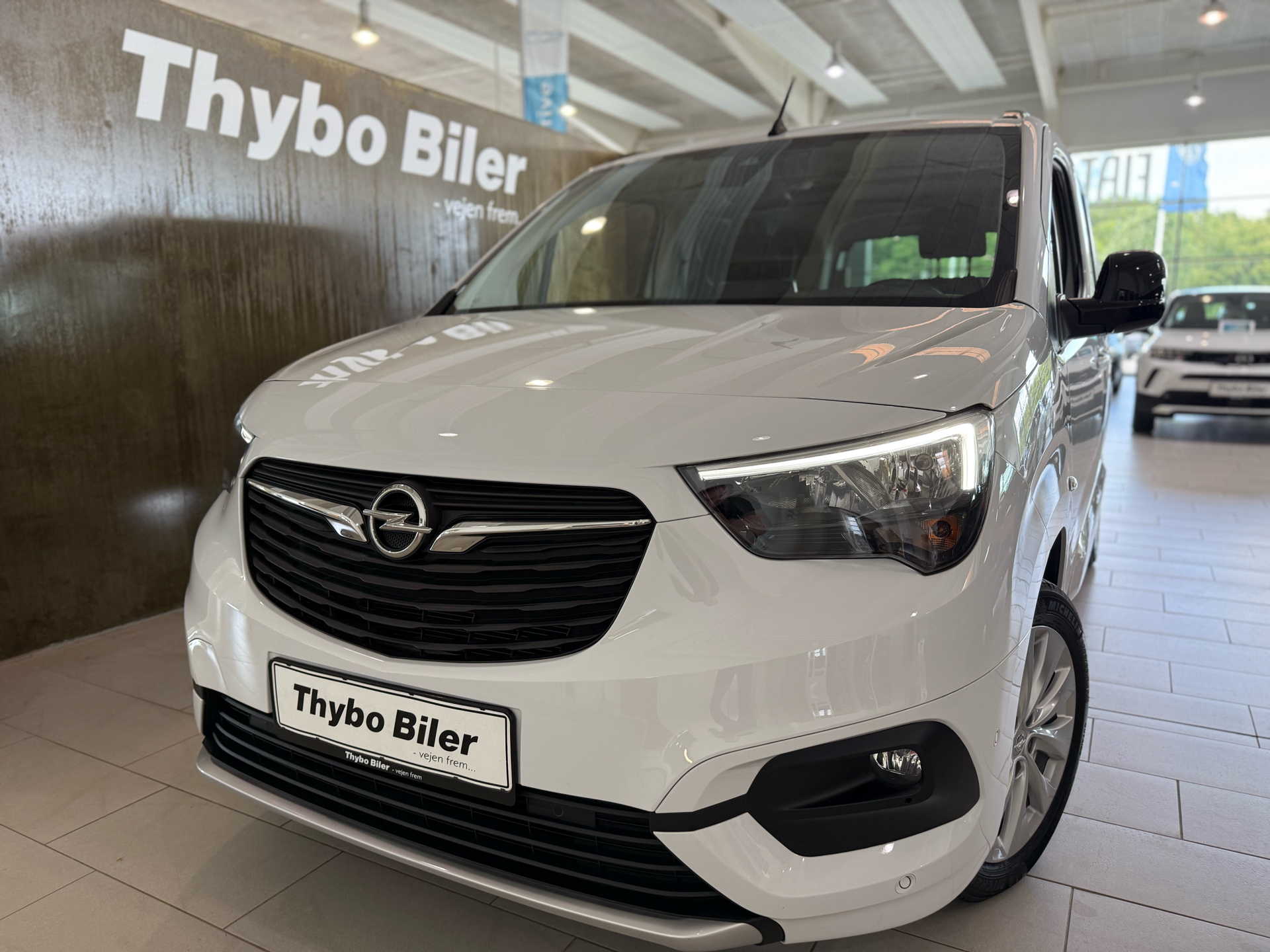 Billede af Opel Combo-e Life L1 EL Ultimate 136HK 5d Aut.
