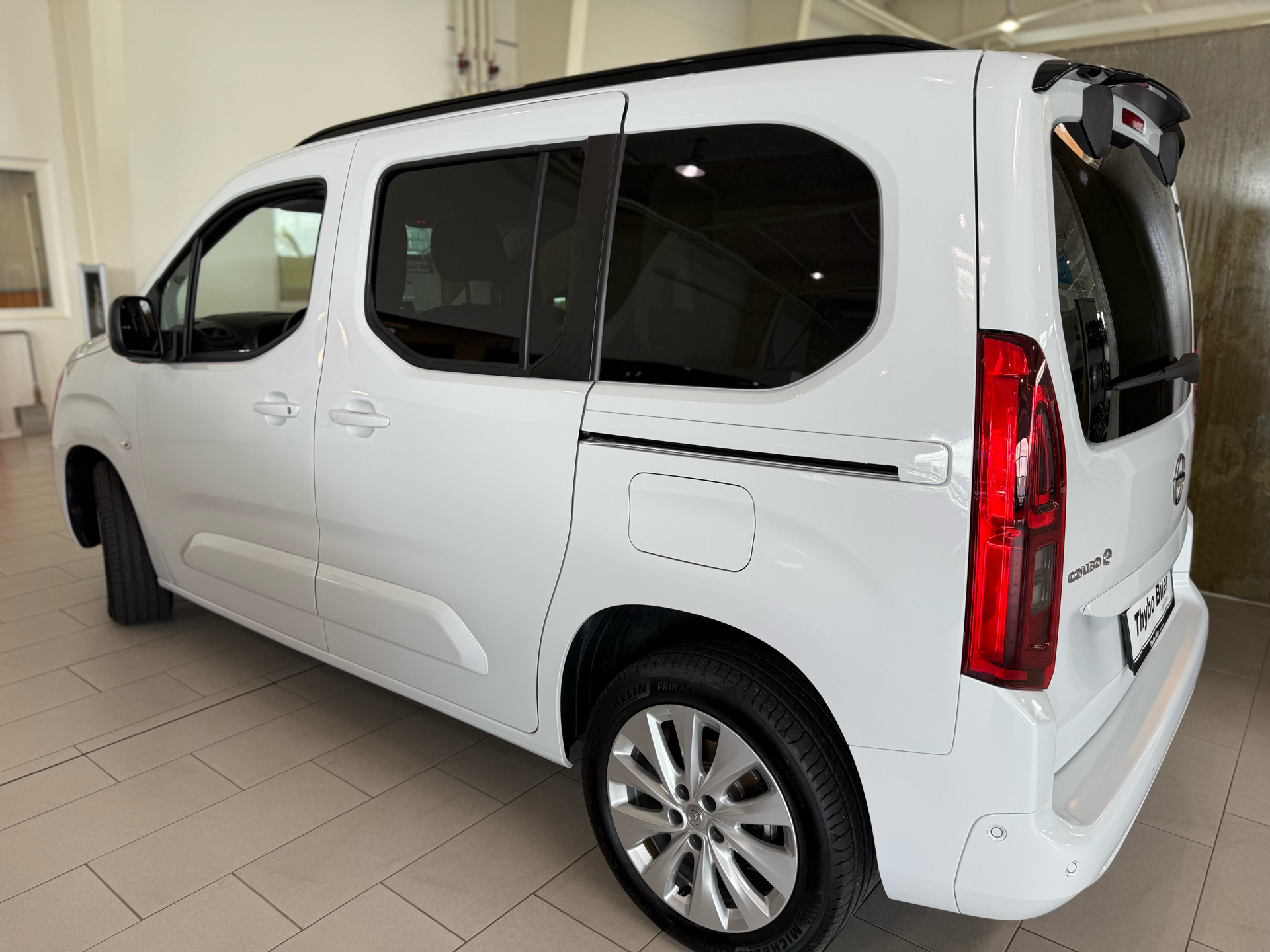 Billede af Opel Combo-e Life L1 EL Ultimate 136HK 5d Aut.