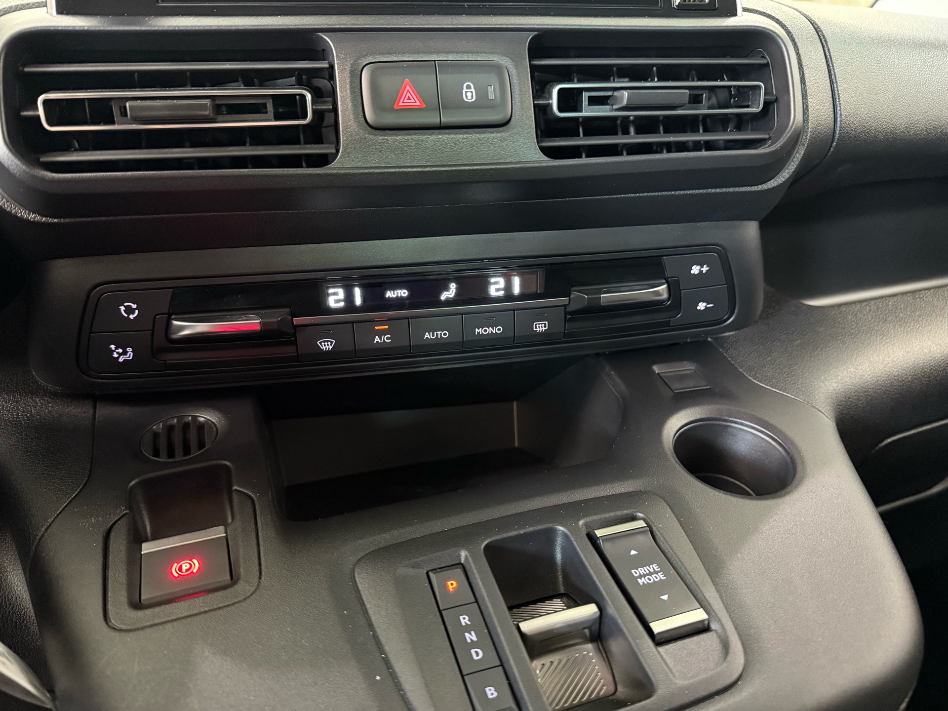 Billede af Opel Combo-e Life L1 EL Ultimate 136HK 5d Aut.