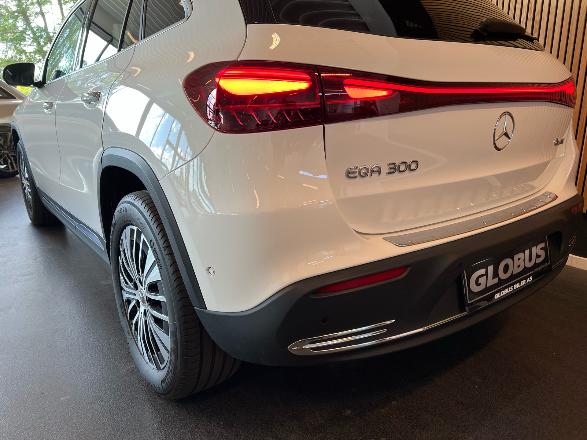 Billede af Mercedes-Benz EQA 300 EL Electric Art Premium 4Matic 228HK 5d Aut.