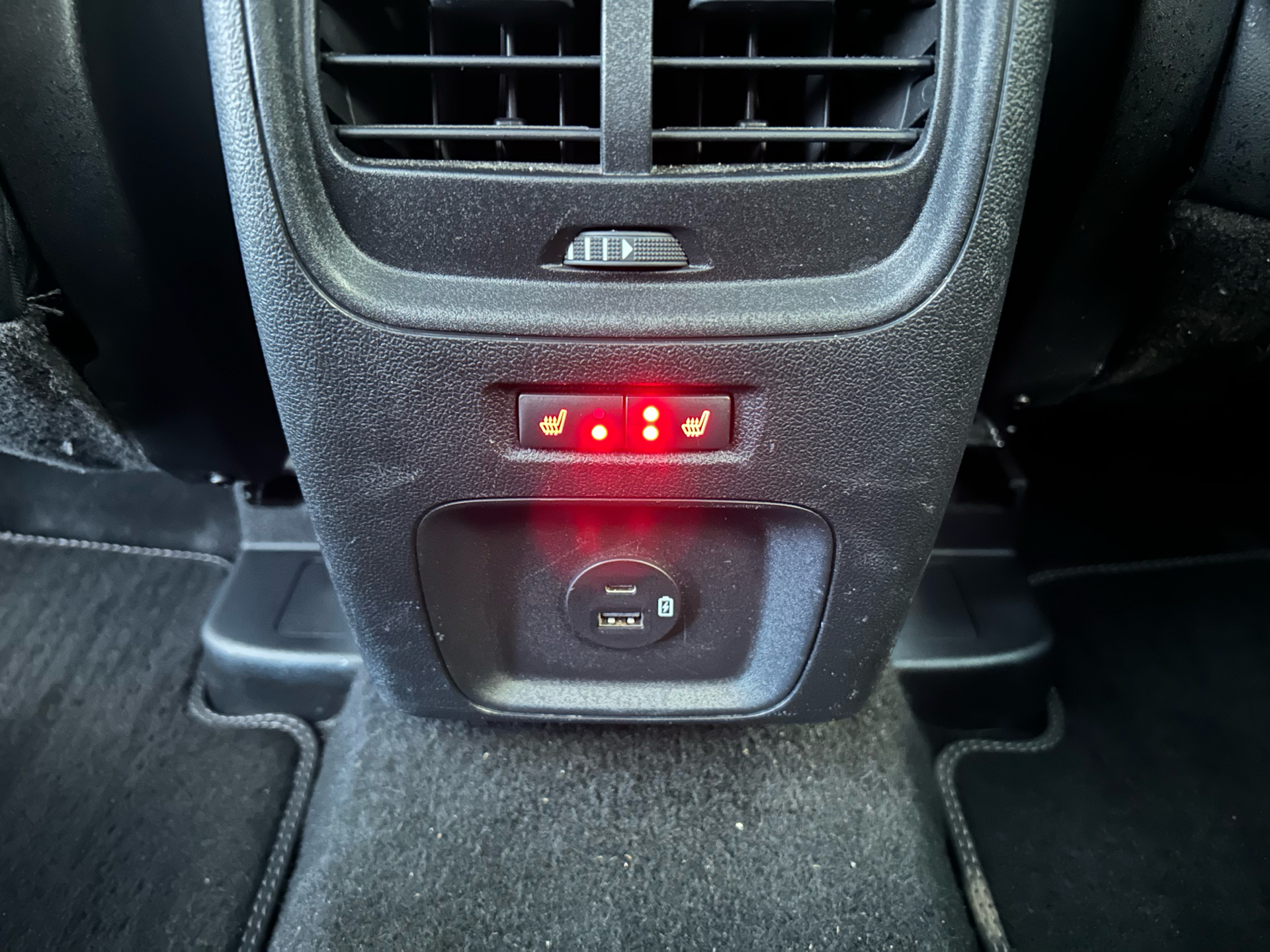 Billede af Ford Kuga 2,5 Plugin-hybrid Vignale CVT 225HK 5d Trinl. Gear