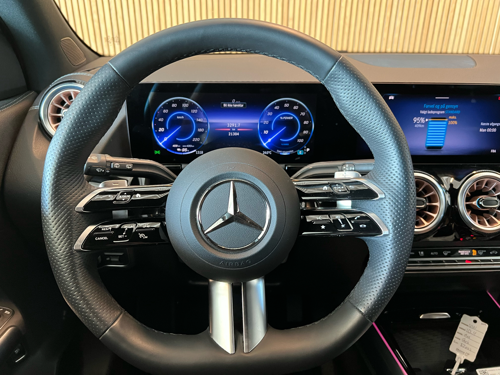 Billede af Mercedes-Benz EQA 300 EL Electric Art Premium 4Matic 228HK 5d Aut.
