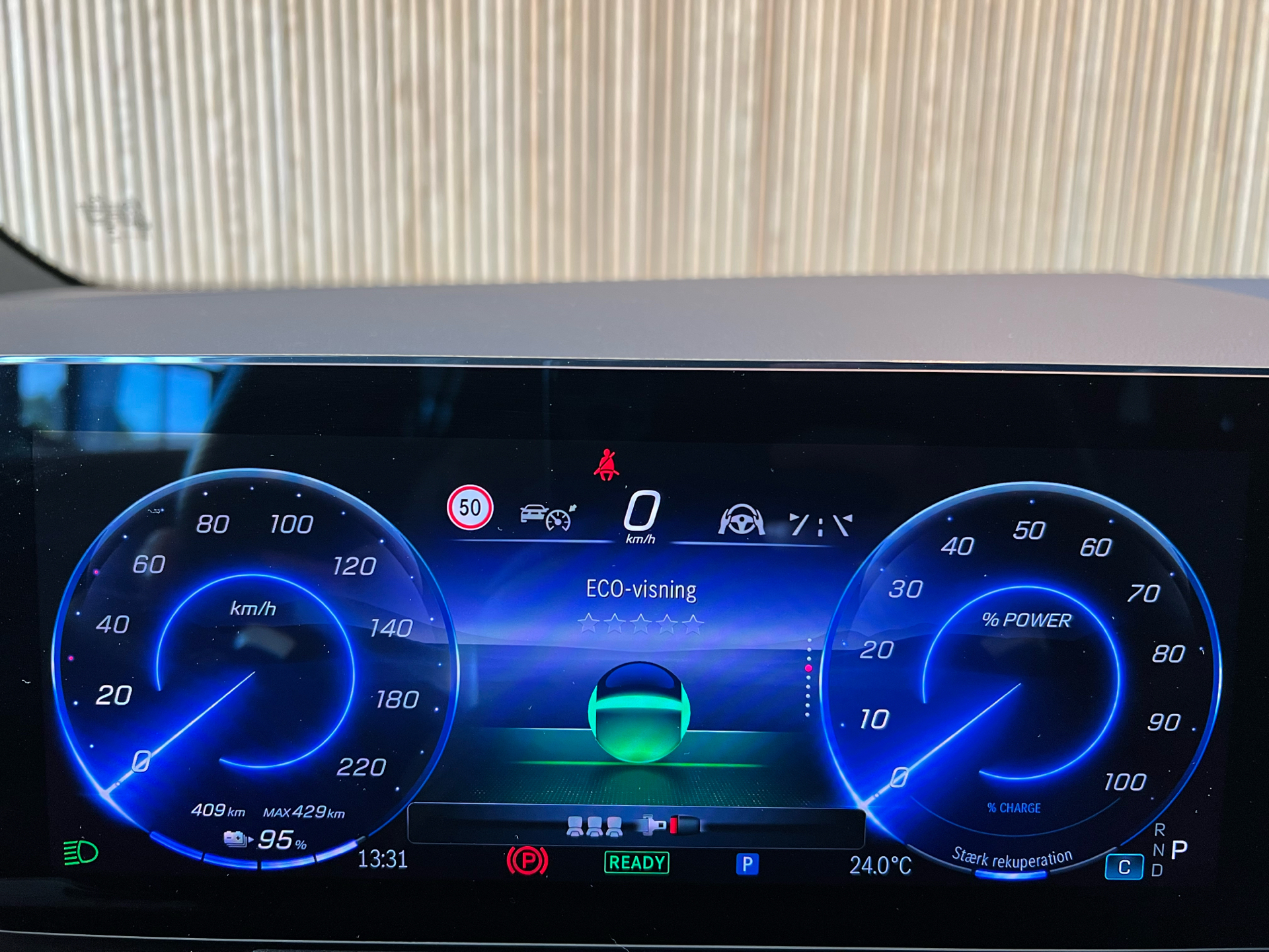 Billede af Mercedes-Benz EQA 300 EL Electric Art Premium 4Matic 228HK 5d Aut.