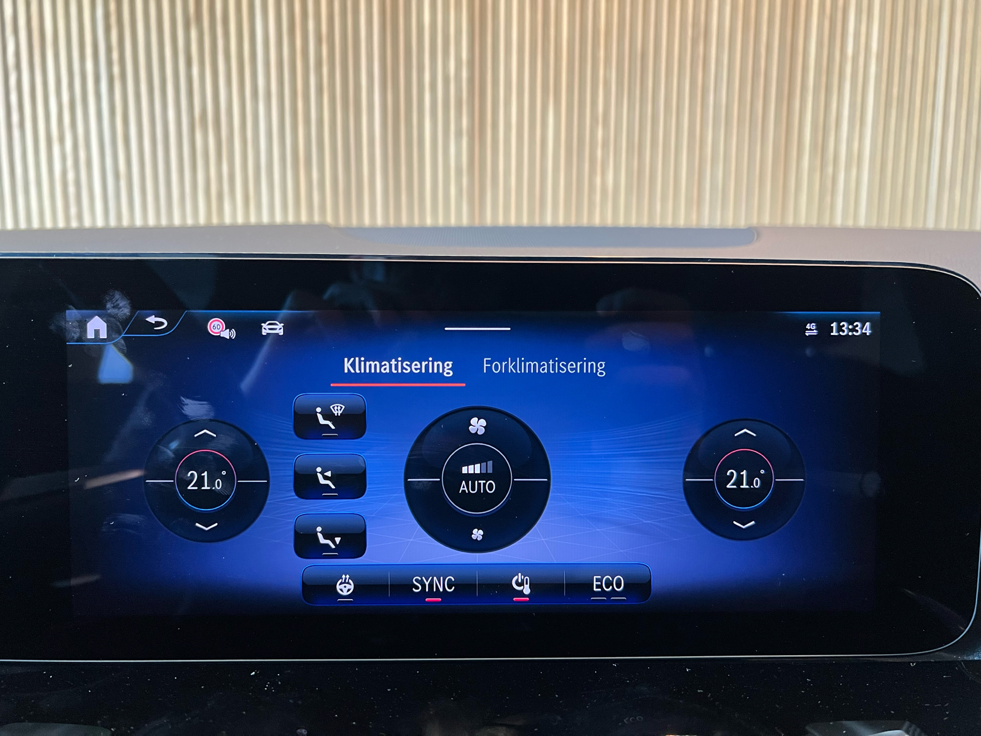 Billede af Mercedes-Benz EQA 300 EL Electric Art Premium 4Matic 228HK 5d Aut.