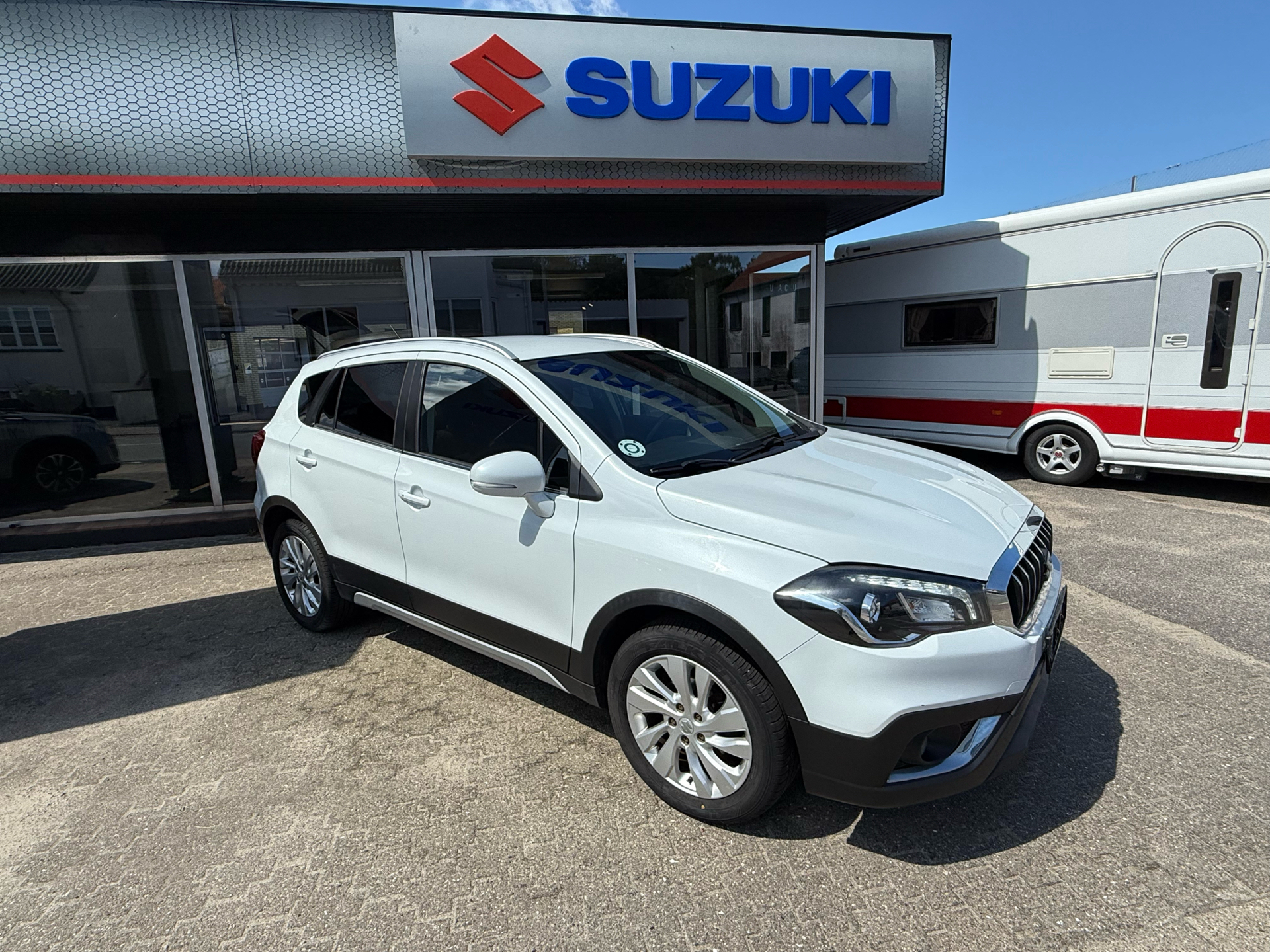 Billede af Suzuki S-Cross 1,0 Boosterjet Active 112HK 5d
