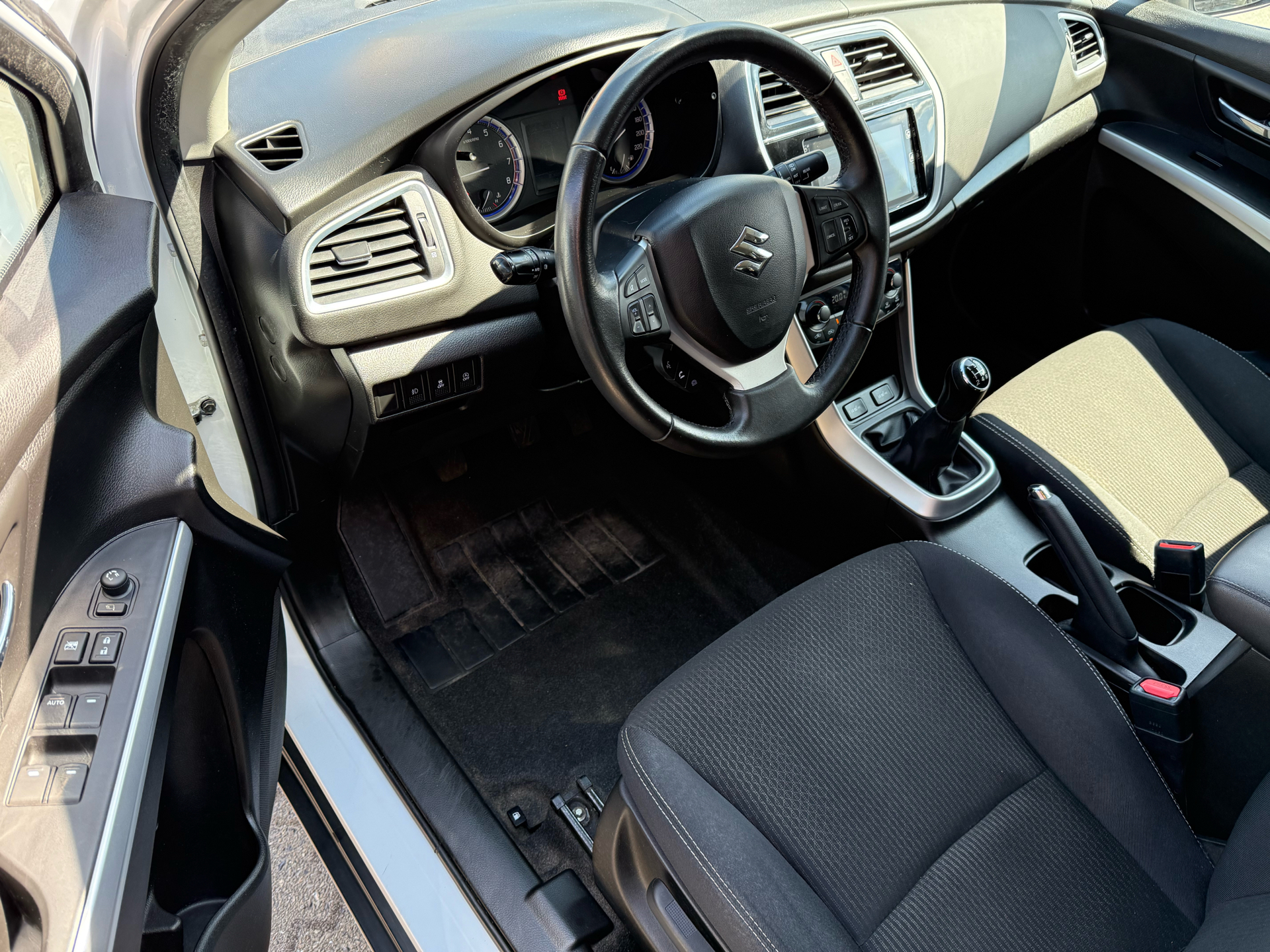 Billede af Suzuki S-Cross 1,0 Boosterjet Active 112HK 5d