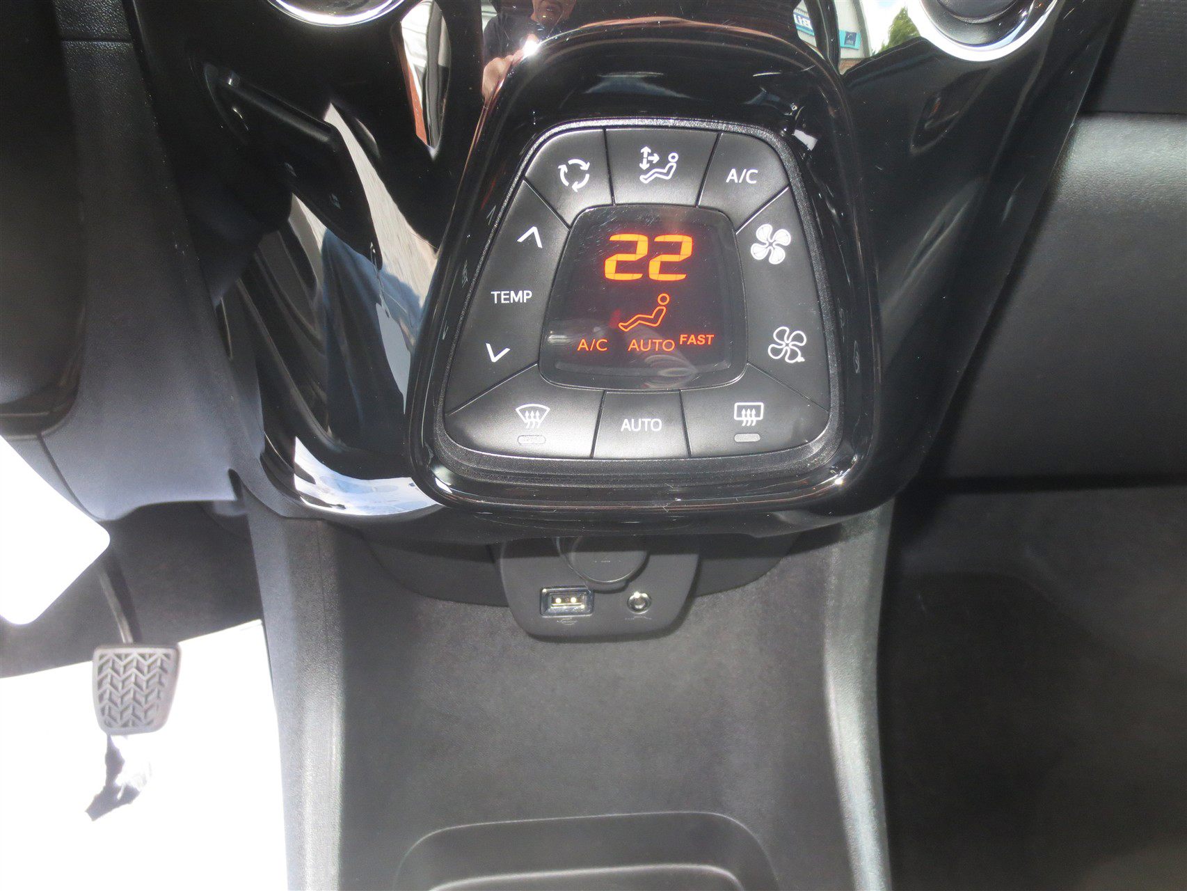 Billede af Citroën C1 1,0 VTi Sportline 72HK 5d
