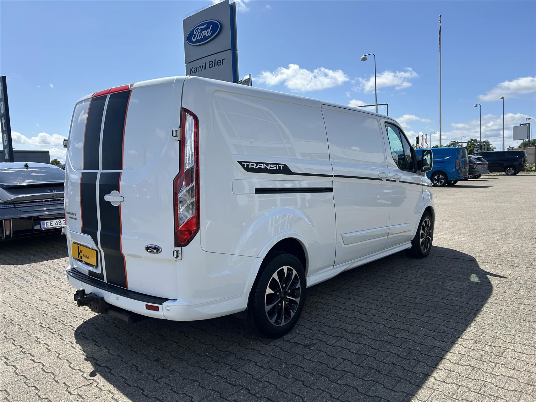 Billede af Ford Transit Custom 310 L2H1 2,0 TDCi Sport 170HK Van