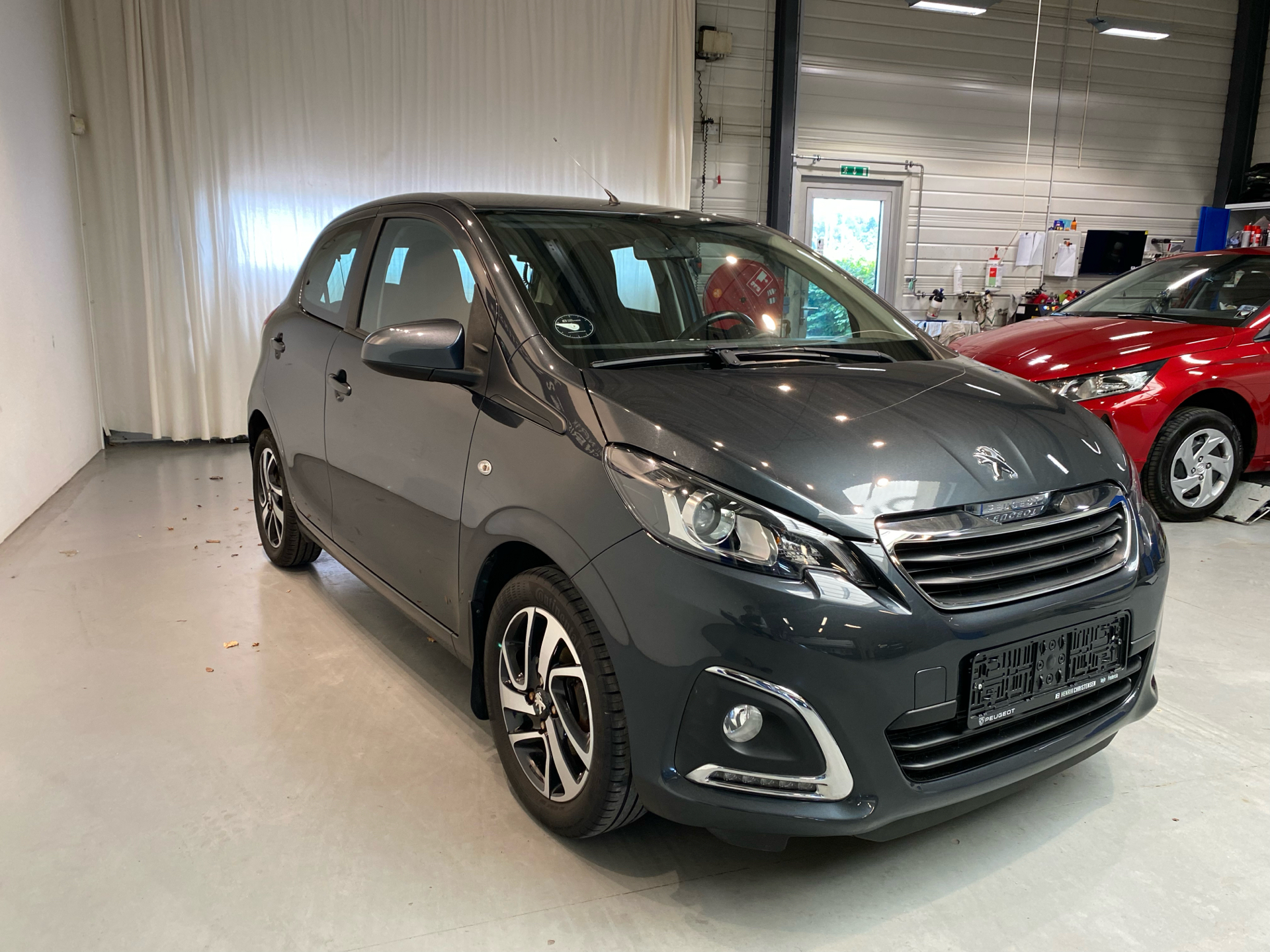 Billede af Peugeot 108 1,0 e-Vti Allure+ 72HK 5d