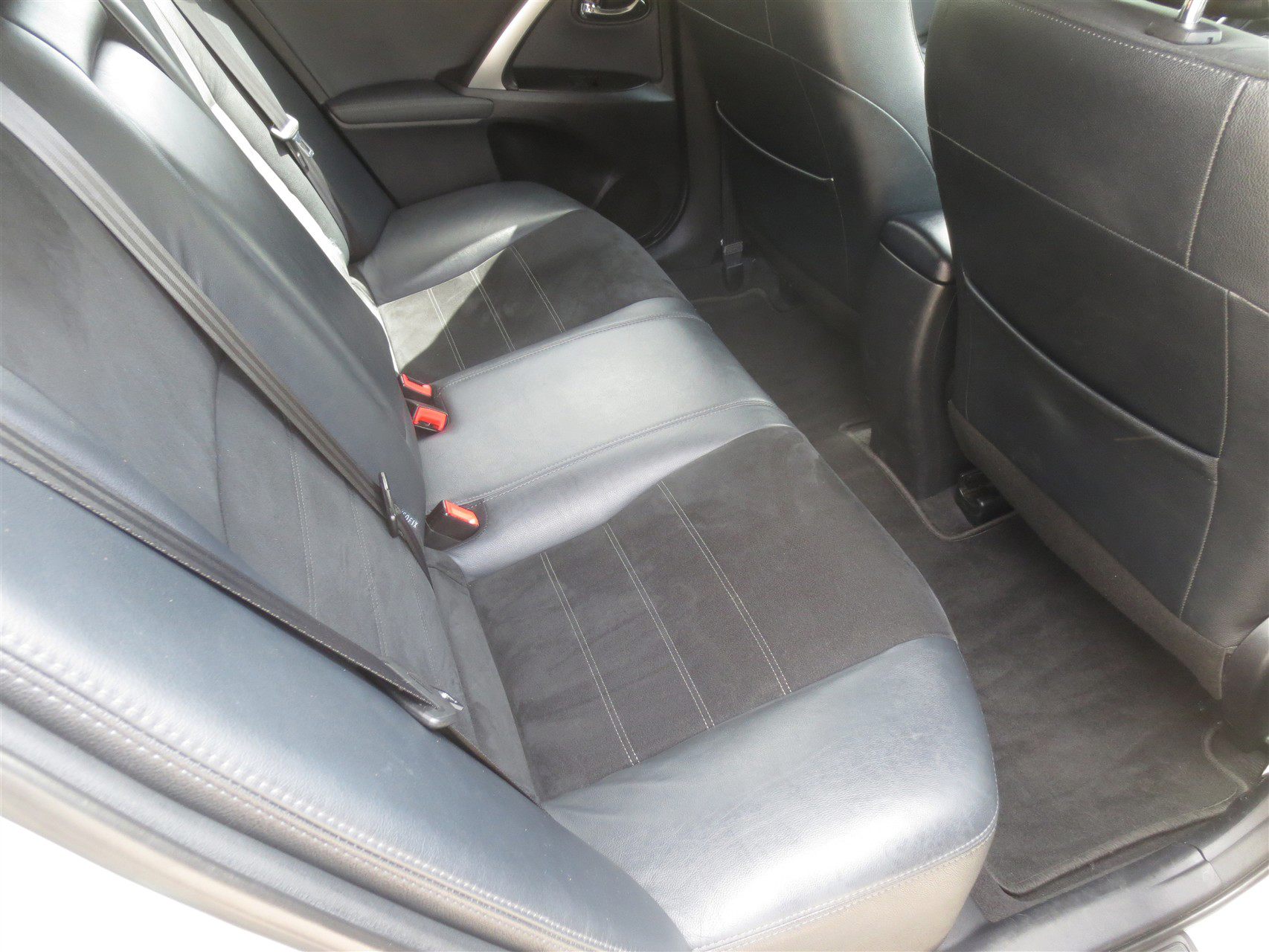 Billede af Toyota Avensis Touring Sports 1,8 VVT-I T2 Premium 147HK Stc 6g