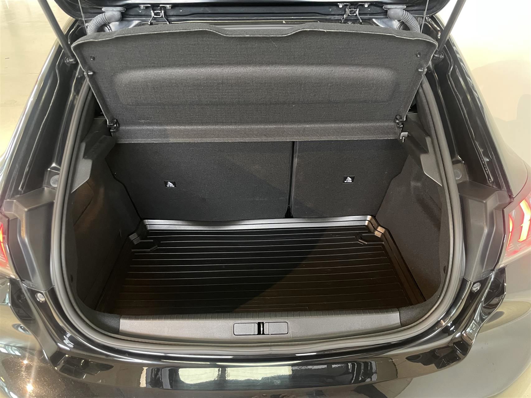 Billede af Peugeot 208 1,2 PureTech Allure EAT8 100HK 5d 8g Aut.