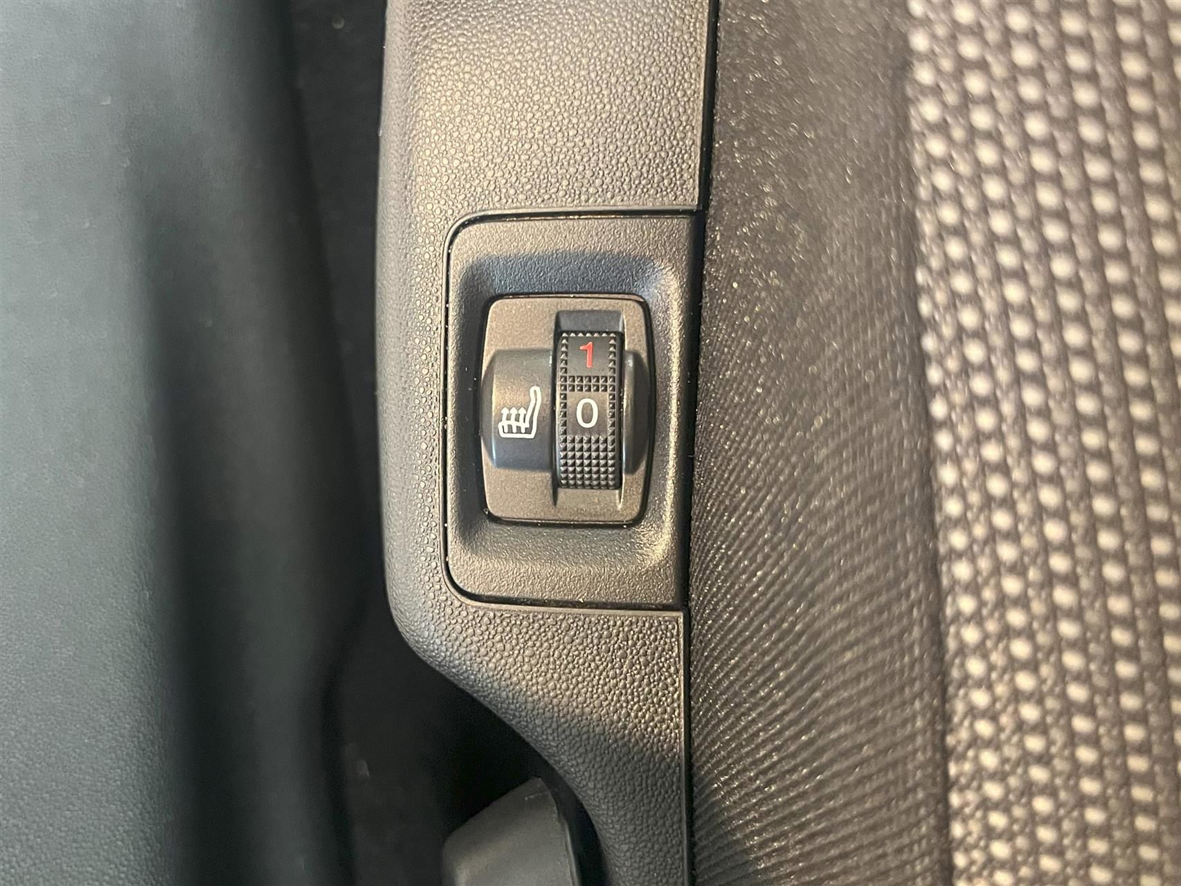 Billede af Citroën C3 1,2 PureTech Skyline EAT6 start/stop 110HK 5d 6g Aut.