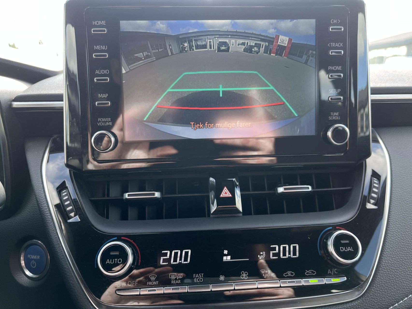 Billede af Toyota Corolla 1,8 Hybrid H3 E-CVT 122HK 5d Trinl. Gear