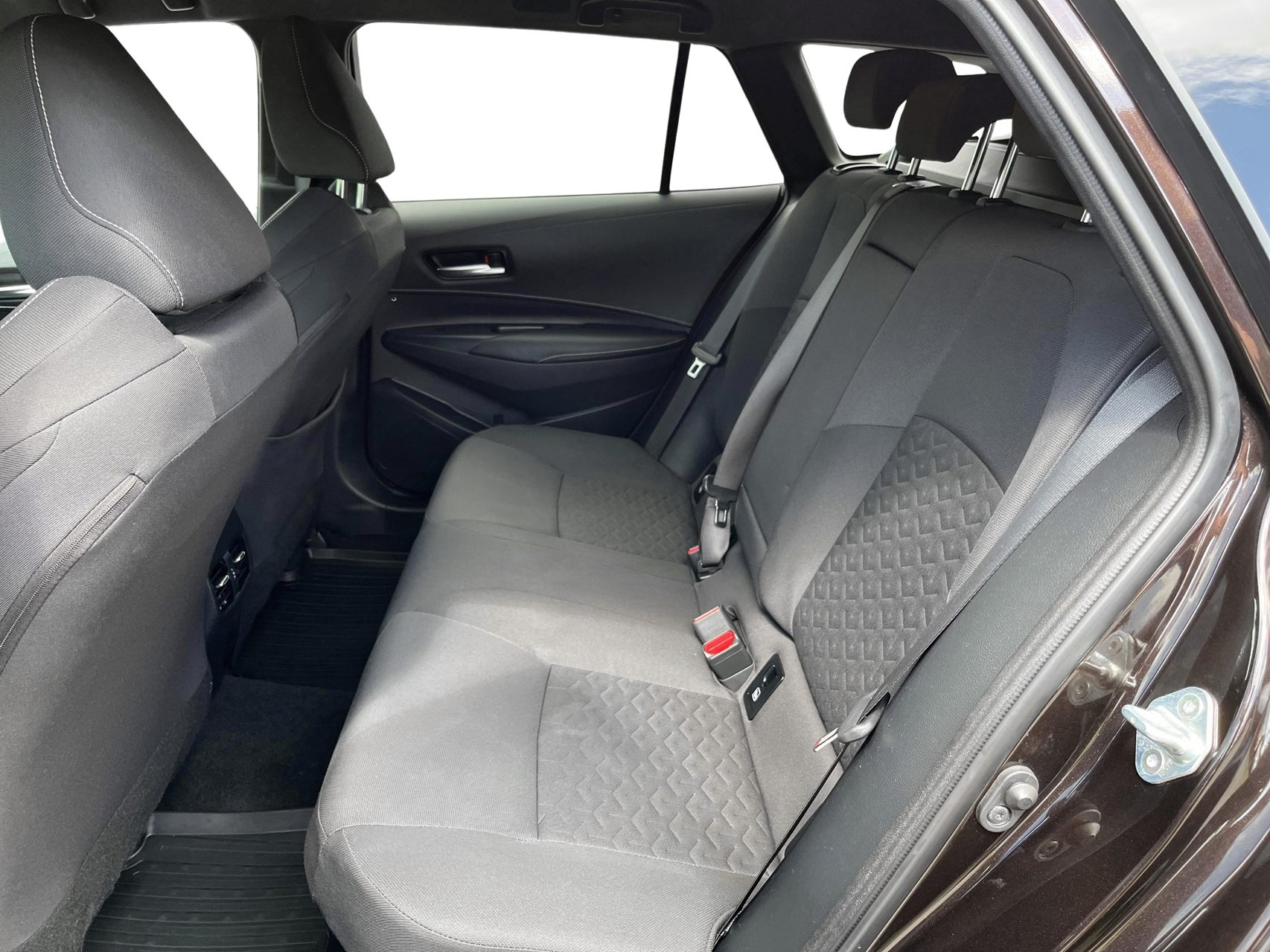 Billede af Toyota Corolla Touring Sports 1,8 Hybrid Active Smart E-CVT 122HK Stc Trinl. Gear