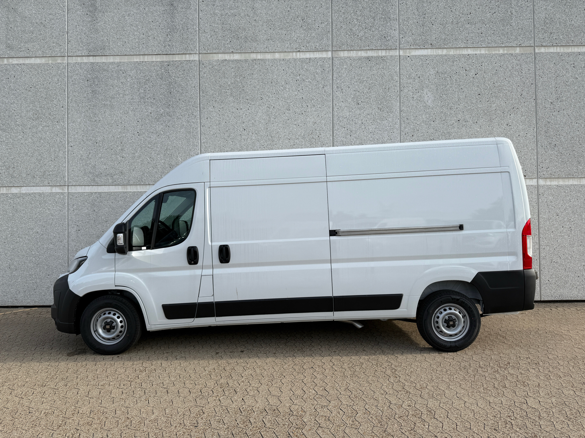 Billede af Fiat Ducato 35M L3H2 2,2 Multijet Pro 140HK Van 6g