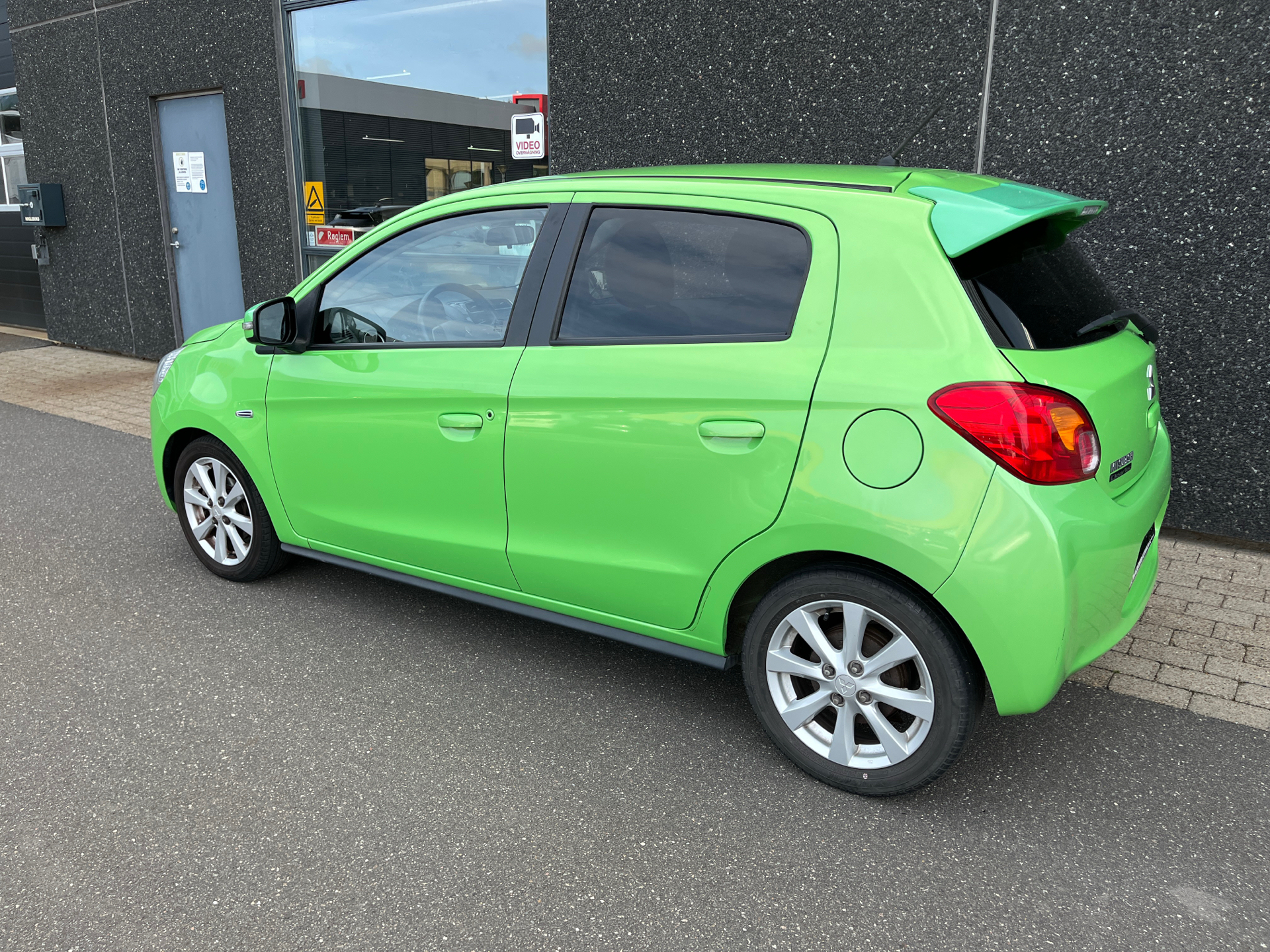 Billede af Mitsubishi Space Star 1,2 Intense 80HK 5d