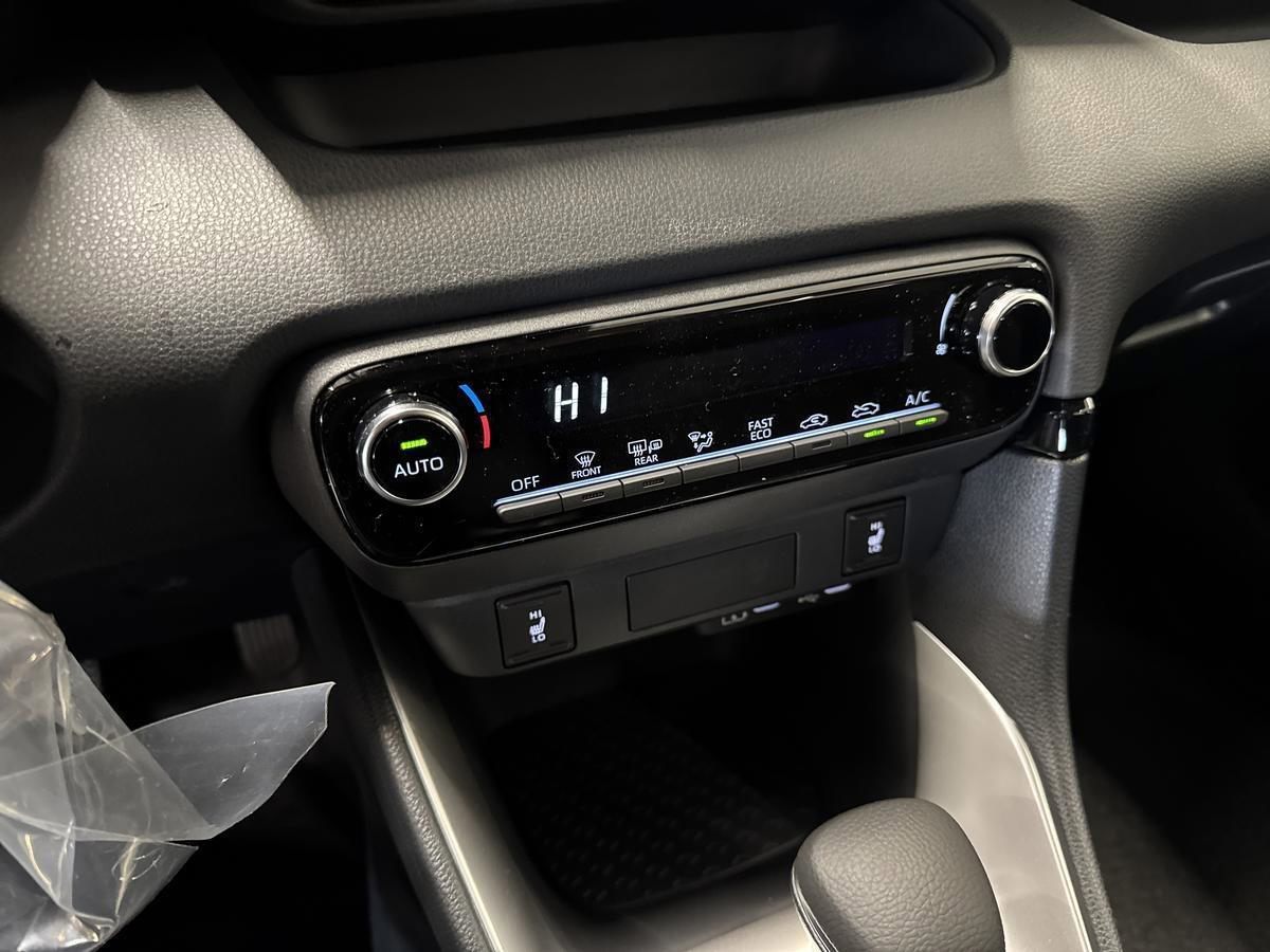 Billede af Mazda 2 1,5 VVT-I  Hybrid Centre-Line CVT 116HK 5d Trinl. Gear