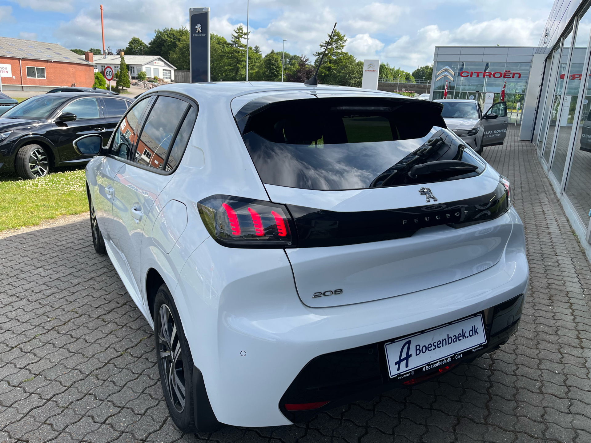 Billede af Peugeot 208 1,2 PureTech Allure Grand 100HK 5d 6g