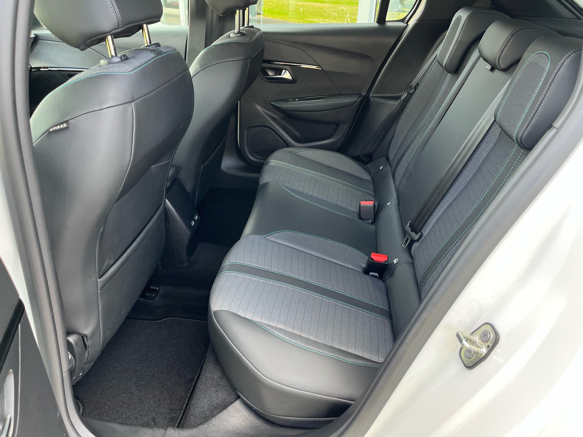 Billede af Peugeot 208 1,2 PureTech Allure Grand 100HK 5d 6g