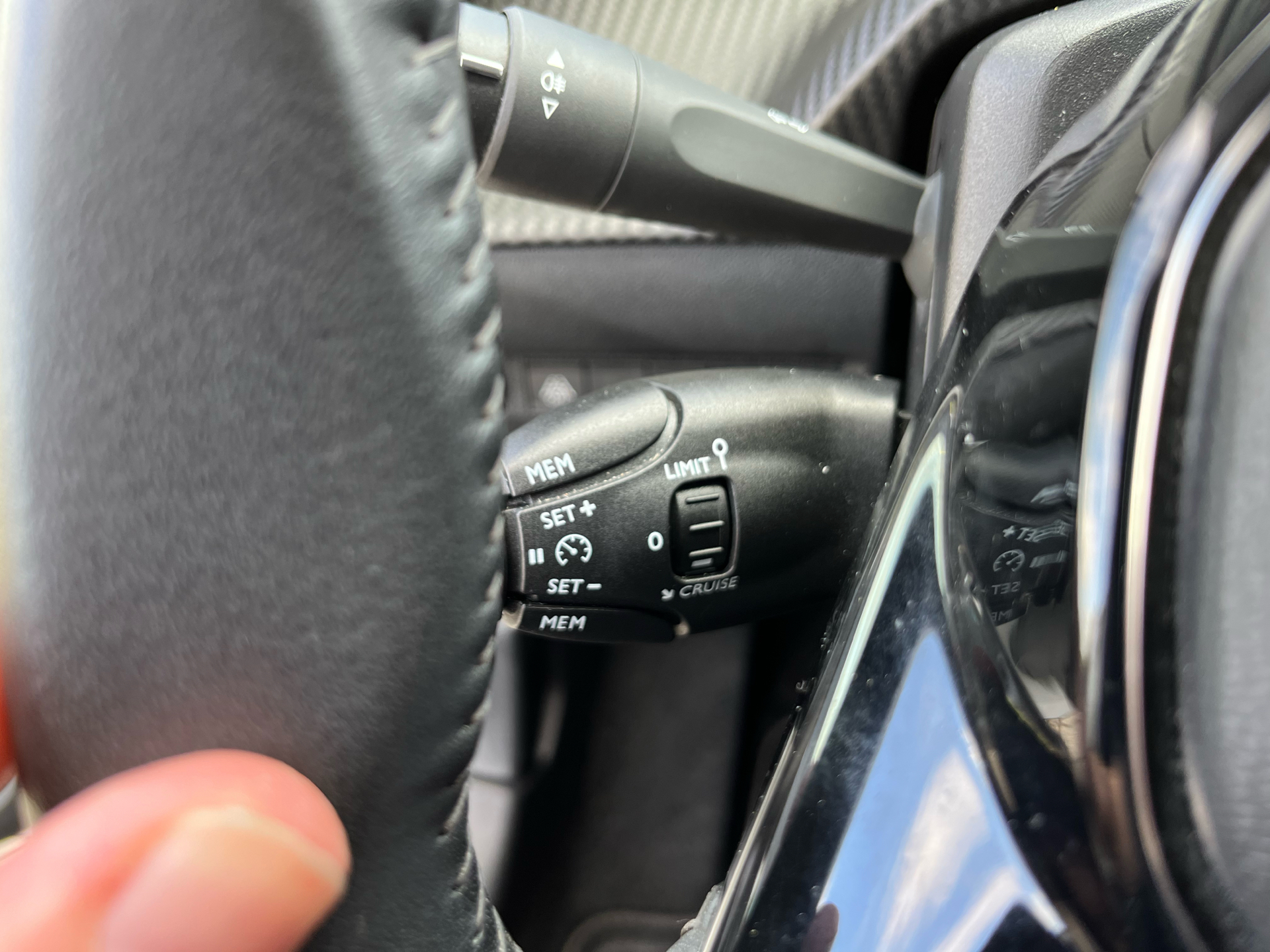 Billede af Peugeot 208 1,2 PureTech Allure Grand 100HK 5d 6g