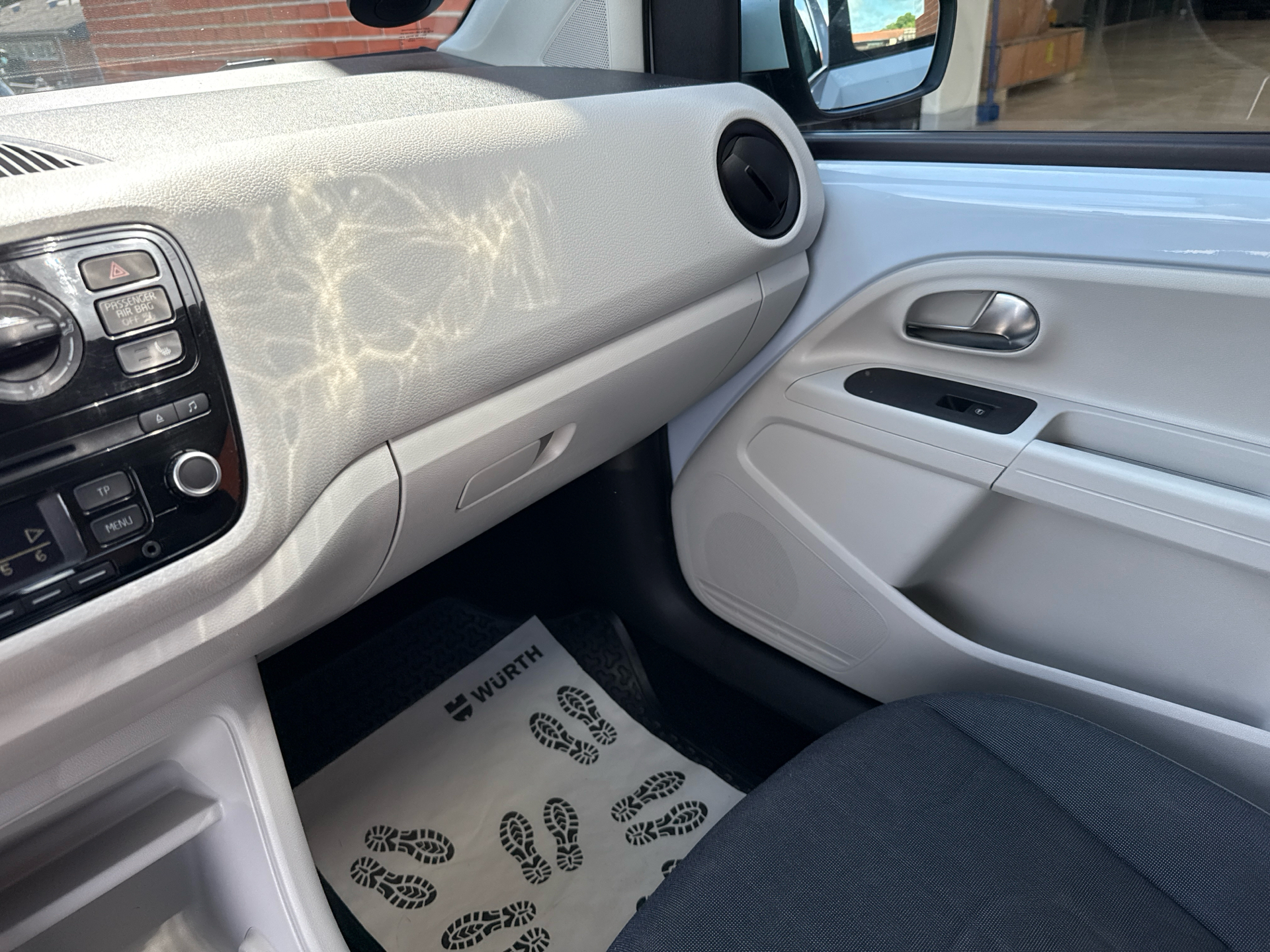 Billede af VW up 1,0 FSI Move ASG 75HK 5d Aut.